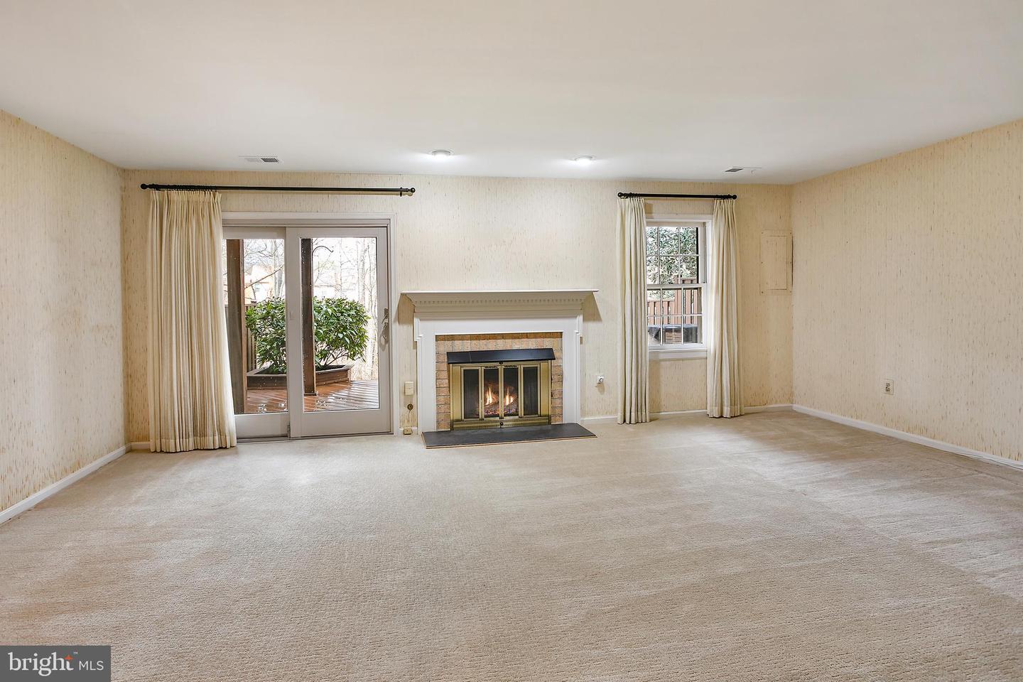 7205 GENTIAN CT, SPRINGFIELD, Virginia 22152, 3 Bedrooms Bedrooms, ,2 BathroomsBathrooms,Residential,For sale,7205 GENTIAN CT,VAFX2289794 MLS # VAFX2289794