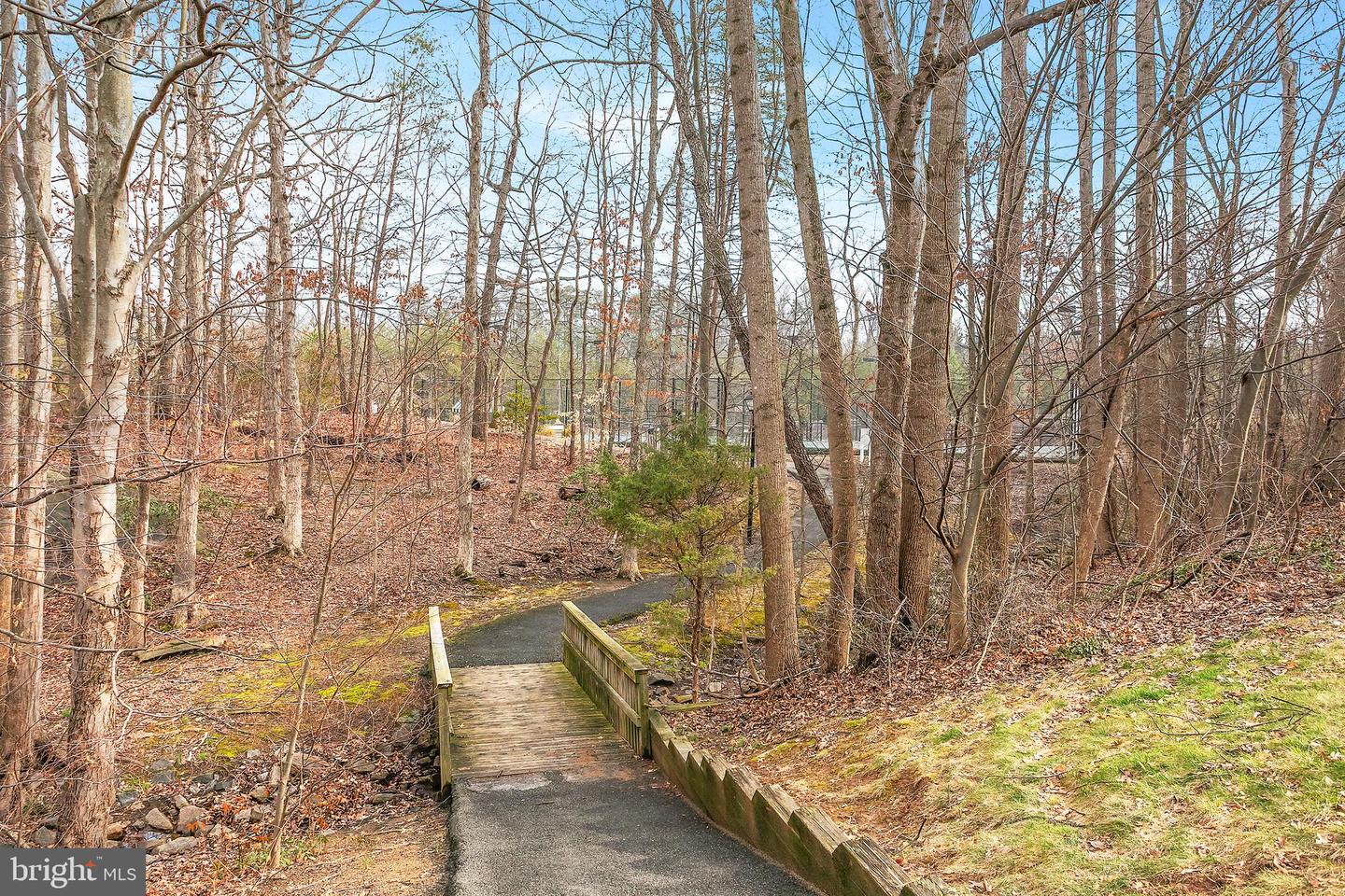 7205 GENTIAN CT, SPRINGFIELD, Virginia 22152, 3 Bedrooms Bedrooms, ,2 BathroomsBathrooms,Residential,For sale,7205 GENTIAN CT,VAFX2289794 MLS # VAFX2289794