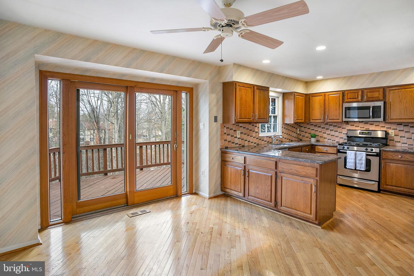 7205 GENTIAN CT, SPRINGFIELD, Virginia 22152, 3 Bedrooms Bedrooms, ,2 BathroomsBathrooms,Residential,For sale,7205 GENTIAN CT,VAFX2289794 MLS # VAFX2289794