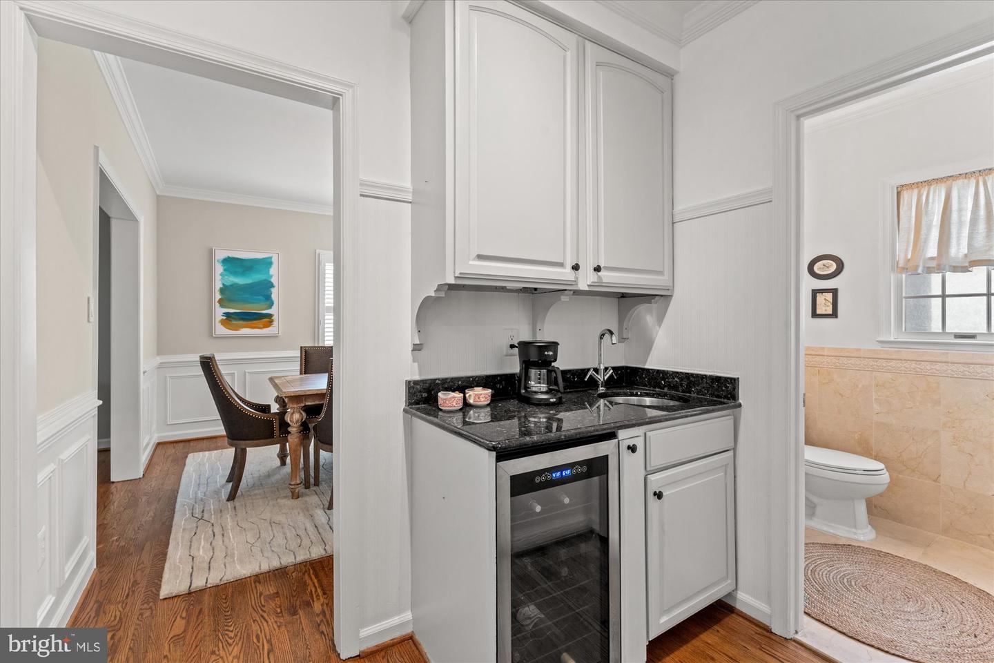 8812 SURREY CT, ALEXANDRIA, Virginia 22309, 4 Bedrooms Bedrooms, ,3 BathroomsBathrooms,Residential,For sale,8812 SURREY CT,VAFX2290254 MLS # VAFX2290254