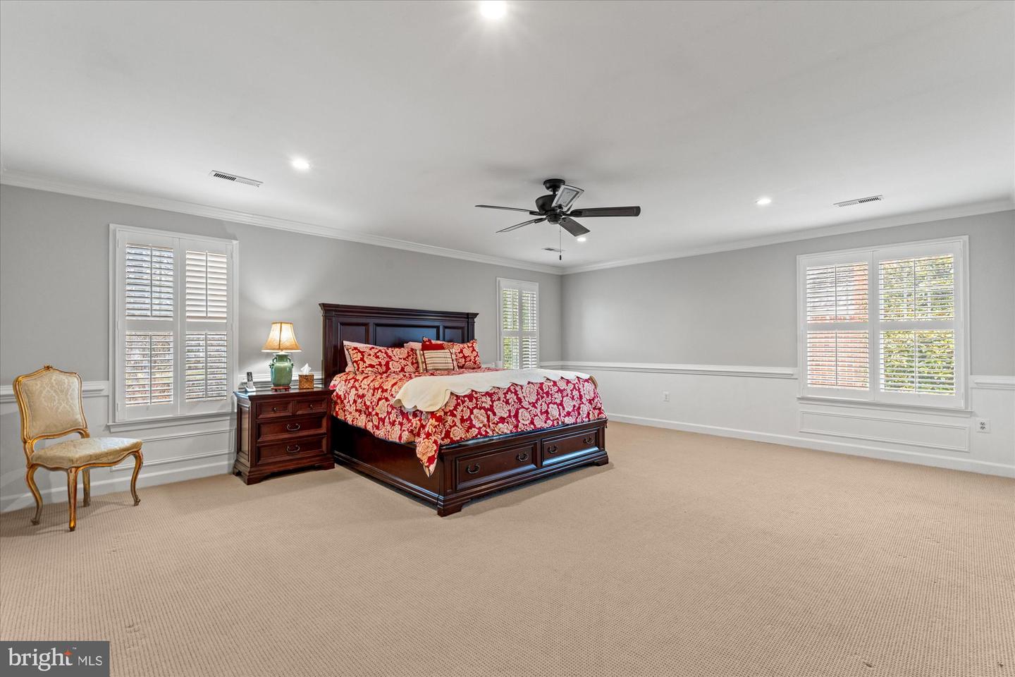 8812 SURREY CT, ALEXANDRIA, Virginia 22309, 4 Bedrooms Bedrooms, ,3 BathroomsBathrooms,Residential,For sale,8812 SURREY CT,VAFX2290254 MLS # VAFX2290254