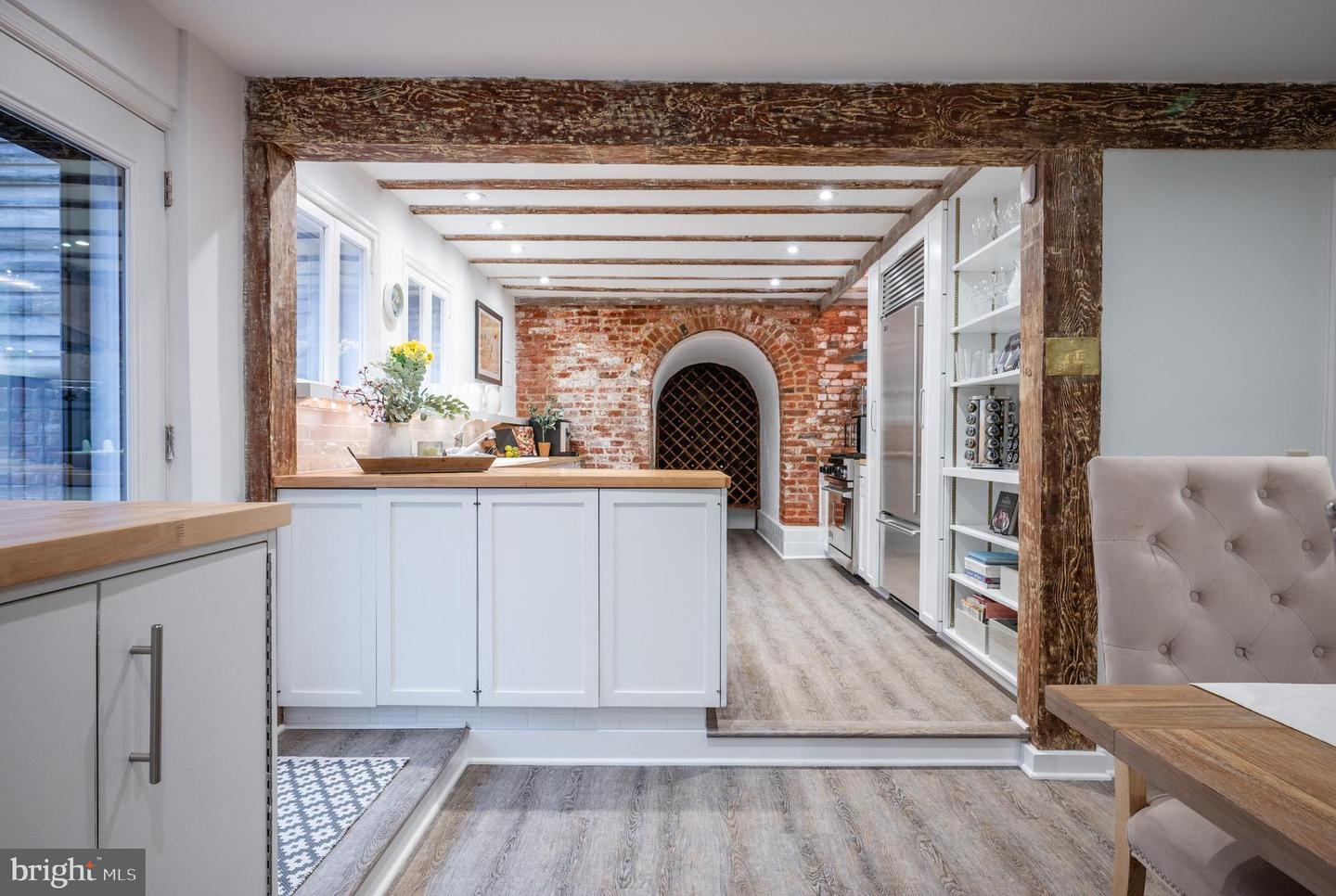 430 S LEE ST, ALEXANDRIA, Virginia 22314, 4 Bedrooms Bedrooms, ,3 BathroomsBathrooms,Residential,For sale,430 S LEE ST,VAAX2054016 MLS # VAAX2054016