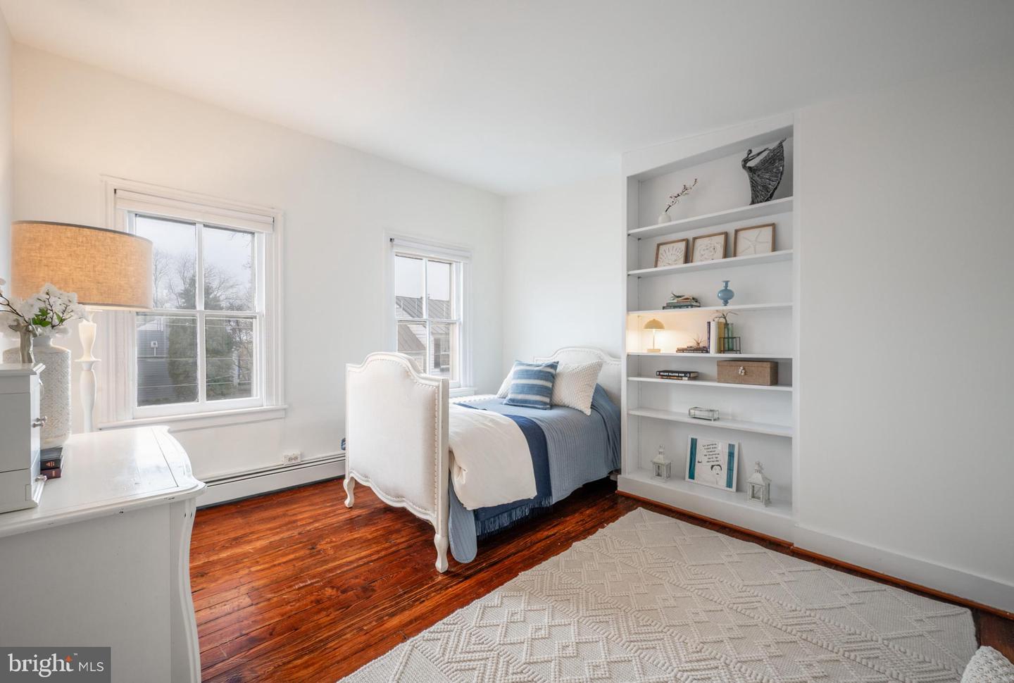 430 S LEE ST, ALEXANDRIA, Virginia 22314, 4 Bedrooms Bedrooms, ,3 BathroomsBathrooms,Residential,For sale,430 S LEE ST,VAAX2054016 MLS # VAAX2054016