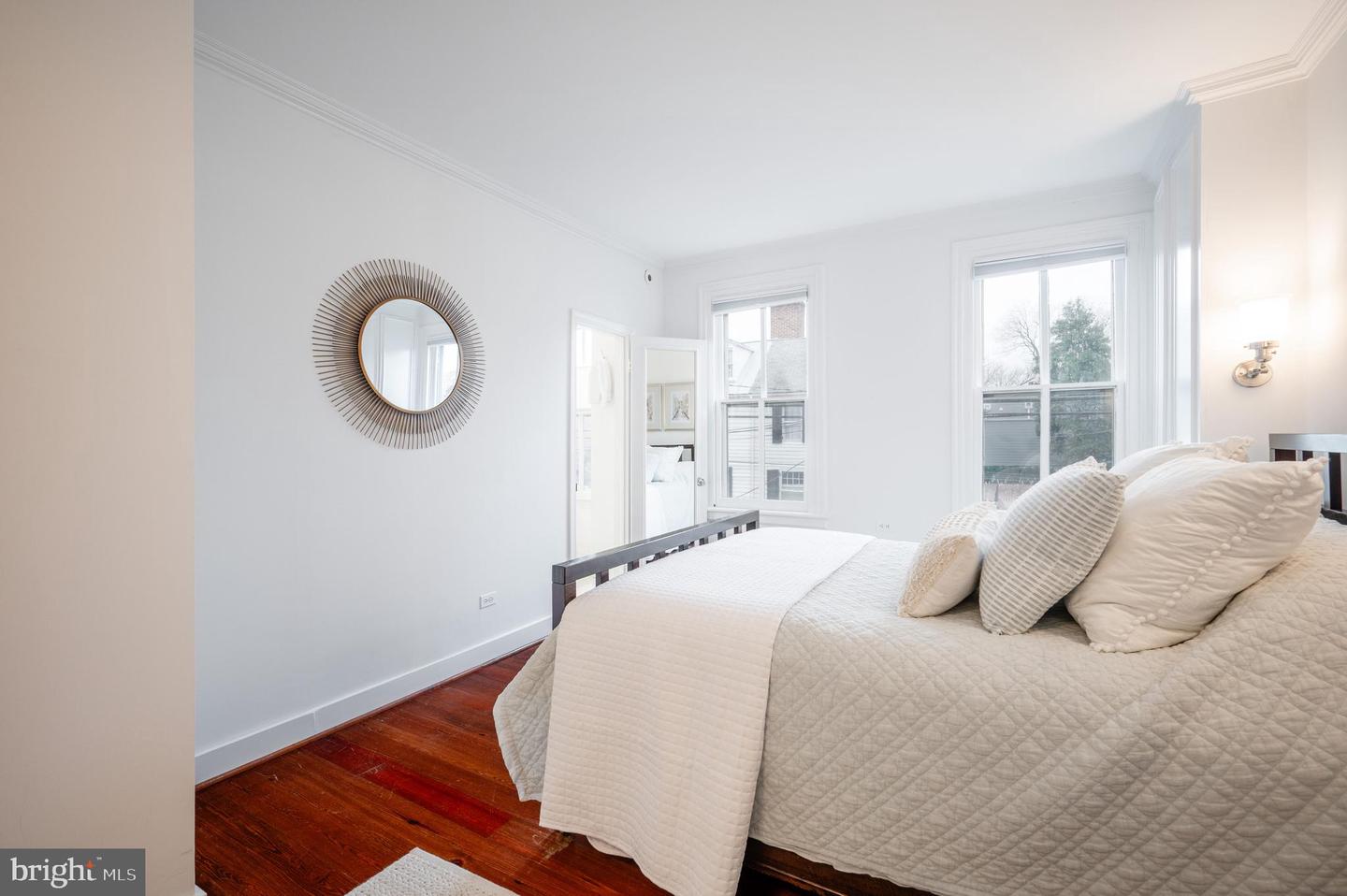 430 S LEE ST, ALEXANDRIA, Virginia 22314, 4 Bedrooms Bedrooms, ,3 BathroomsBathrooms,Residential,For sale,430 S LEE ST,VAAX2054016 MLS # VAAX2054016