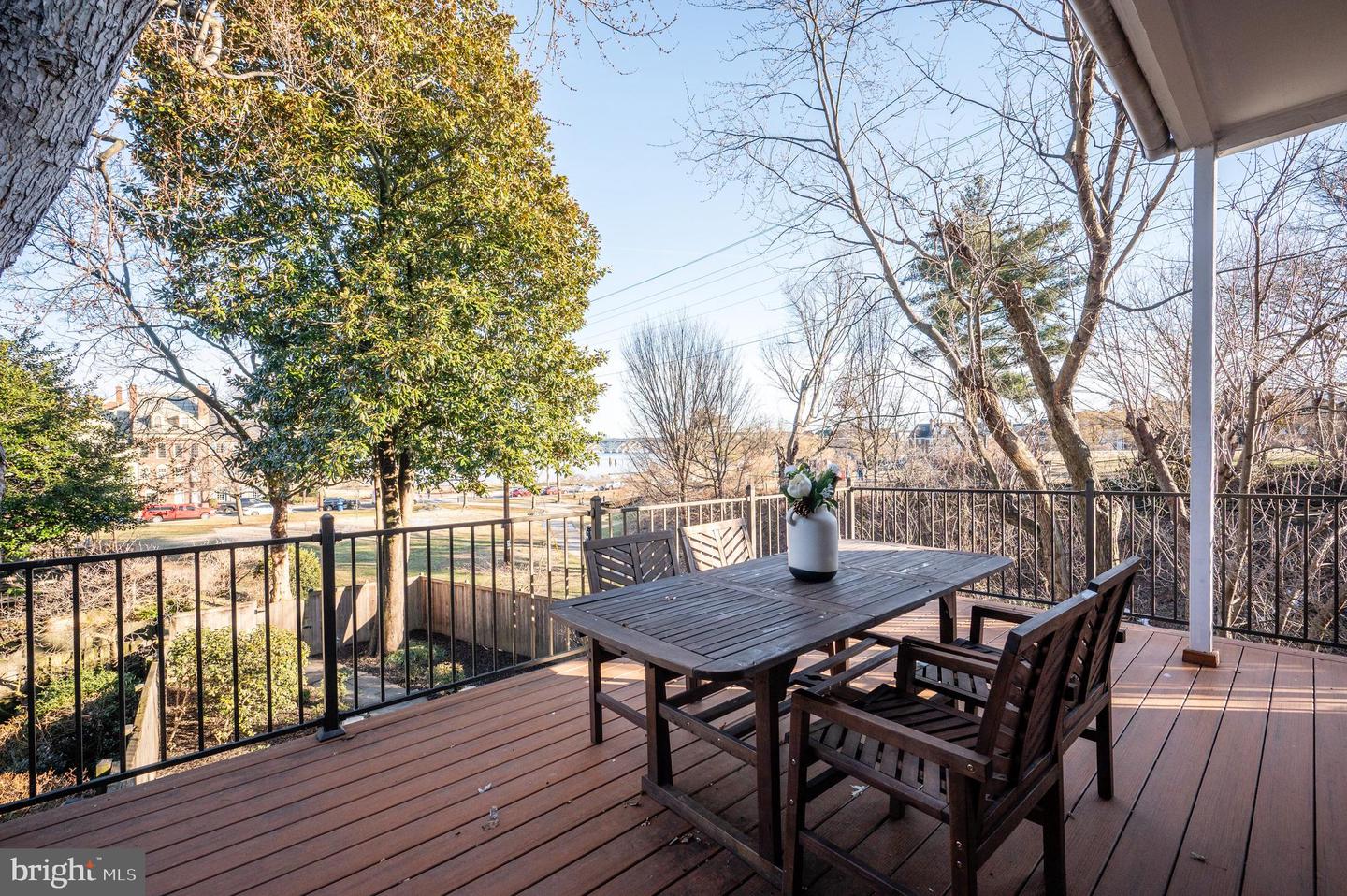 430 S LEE ST, ALEXANDRIA, Virginia 22314, 4 Bedrooms Bedrooms, ,3 BathroomsBathrooms,Residential,For sale,430 S LEE ST,VAAX2054016 MLS # VAAX2054016