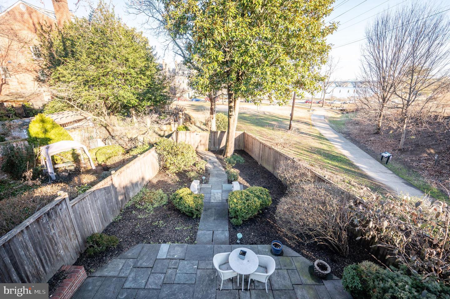 430 S LEE ST, ALEXANDRIA, Virginia 22314, 4 Bedrooms Bedrooms, ,3 BathroomsBathrooms,Residential,For sale,430 S LEE ST,VAAX2054016 MLS # VAAX2054016