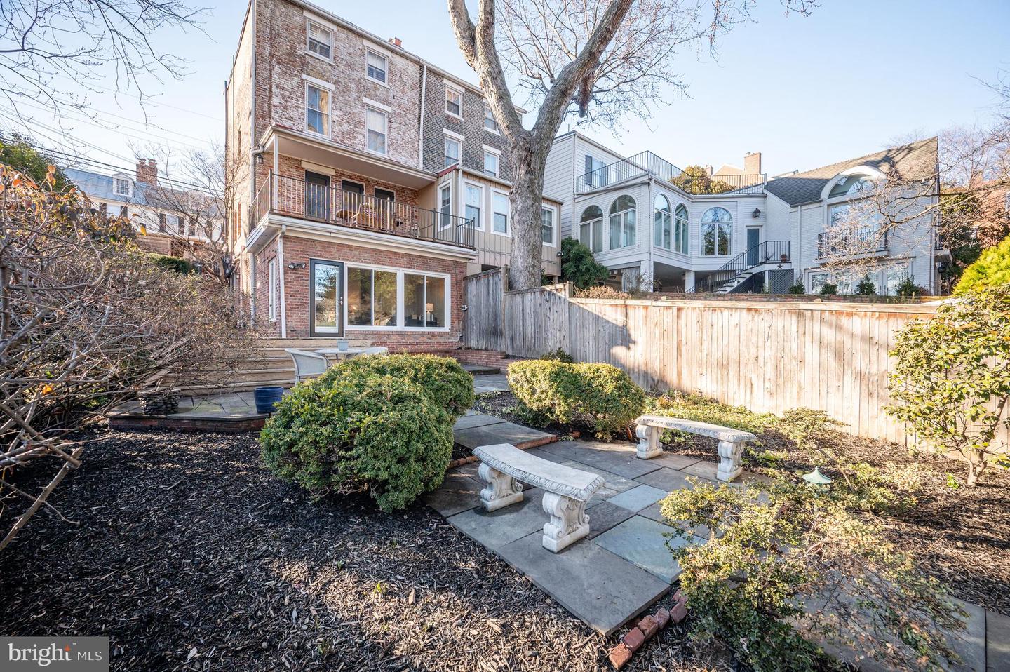 430 S LEE ST, ALEXANDRIA, Virginia 22314, 4 Bedrooms Bedrooms, ,3 BathroomsBathrooms,Residential,For sale,430 S LEE ST,VAAX2054016 MLS # VAAX2054016