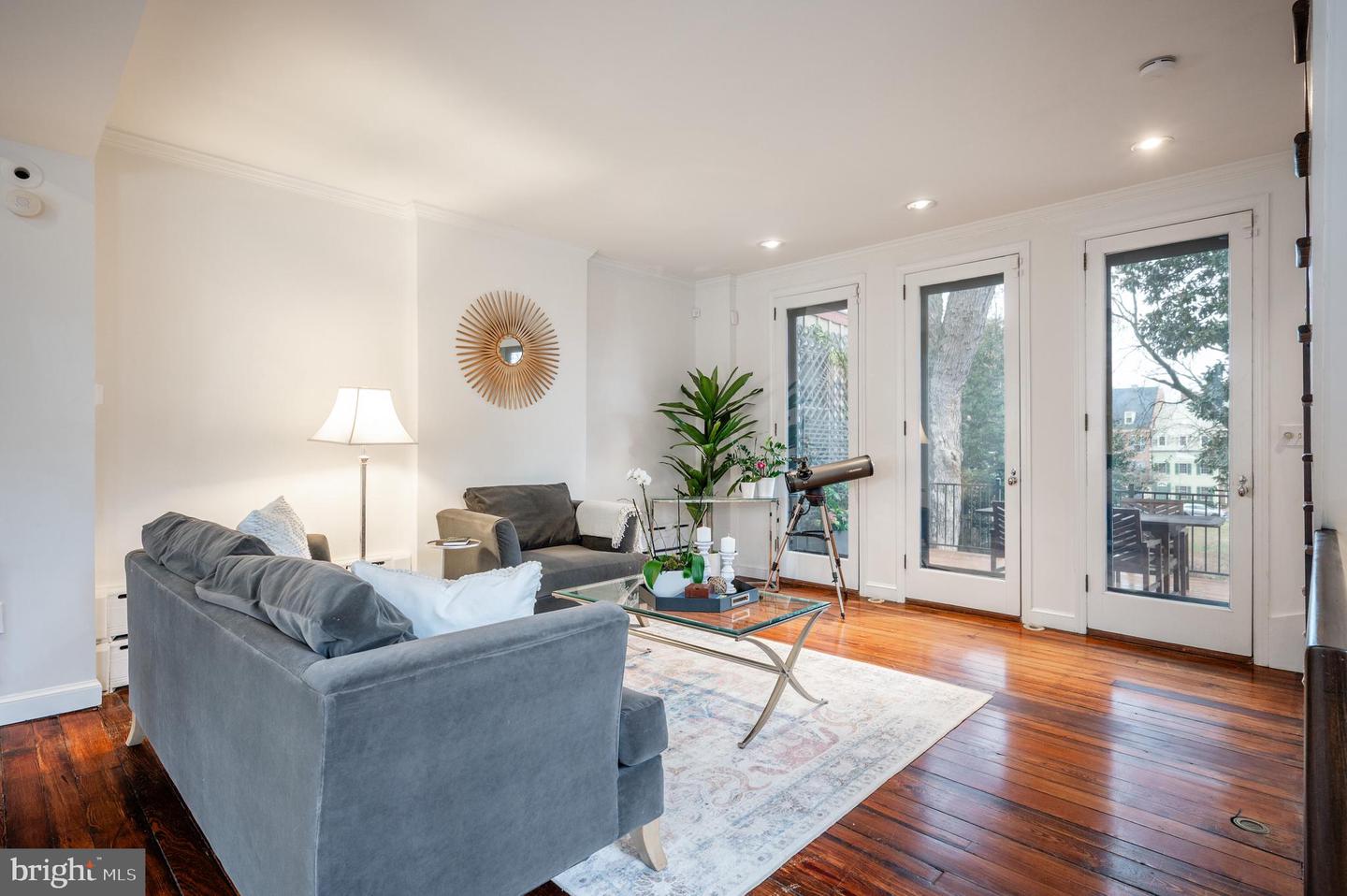 430 S LEE ST, ALEXANDRIA, Virginia 22314, 4 Bedrooms Bedrooms, ,3 BathroomsBathrooms,Residential,For sale,430 S LEE ST,VAAX2054016 MLS # VAAX2054016