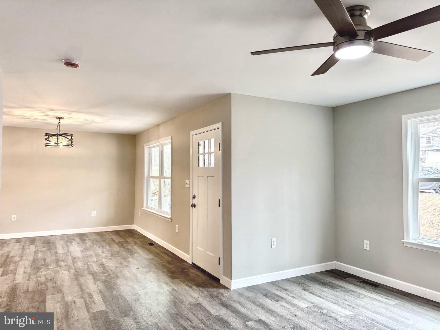 215 COCHISE TRL, WINCHESTER, Virginia 22602, 3 Bedrooms Bedrooms, ,2 BathroomsBathrooms,Residential,For sale,215 COCHISE TRL,VAFV2039592 MLS # VAFV2039592