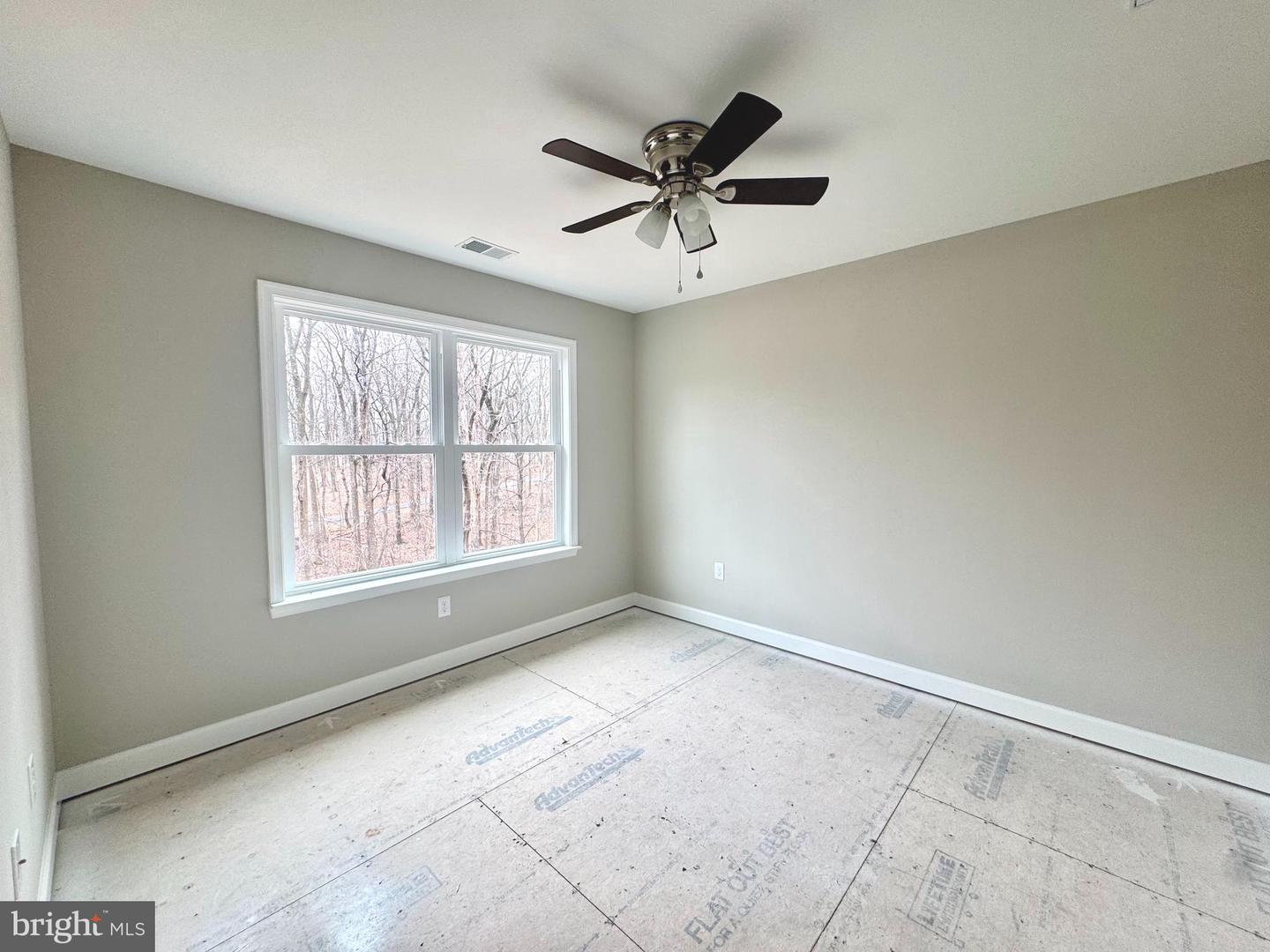 215 COCHISE TRL, WINCHESTER, Virginia 22602, 3 Bedrooms Bedrooms, ,2 BathroomsBathrooms,Residential,For sale,215 COCHISE TRL,VAFV2039592 MLS # VAFV2039592