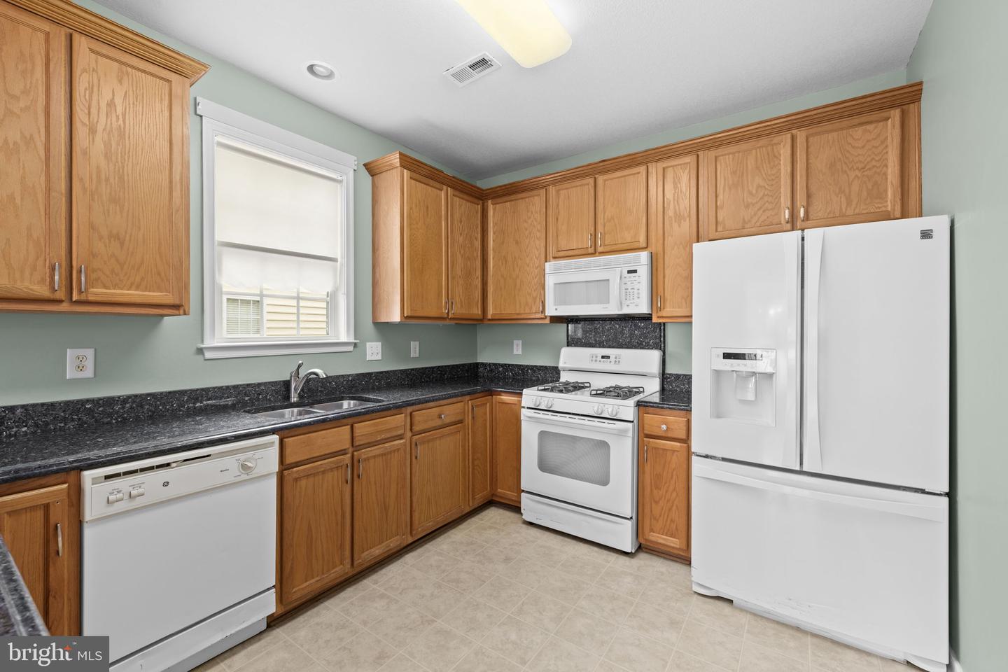 6611 TWIN CEDARS CT, FREDERICKSBURG, Virginia 22407, 3 Bedrooms Bedrooms, ,2 BathroomsBathrooms,Residential,For sale,6611 TWIN CEDARS CT,VASP2039322 MLS # VASP2039322