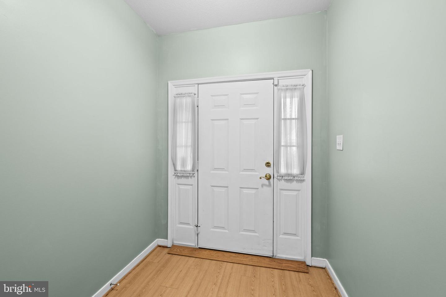 6611 TWIN CEDARS CT, FREDERICKSBURG, Virginia 22407, 3 Bedrooms Bedrooms, ,2 BathroomsBathrooms,Residential,For sale,6611 TWIN CEDARS CT,VASP2039322 MLS # VASP2039322