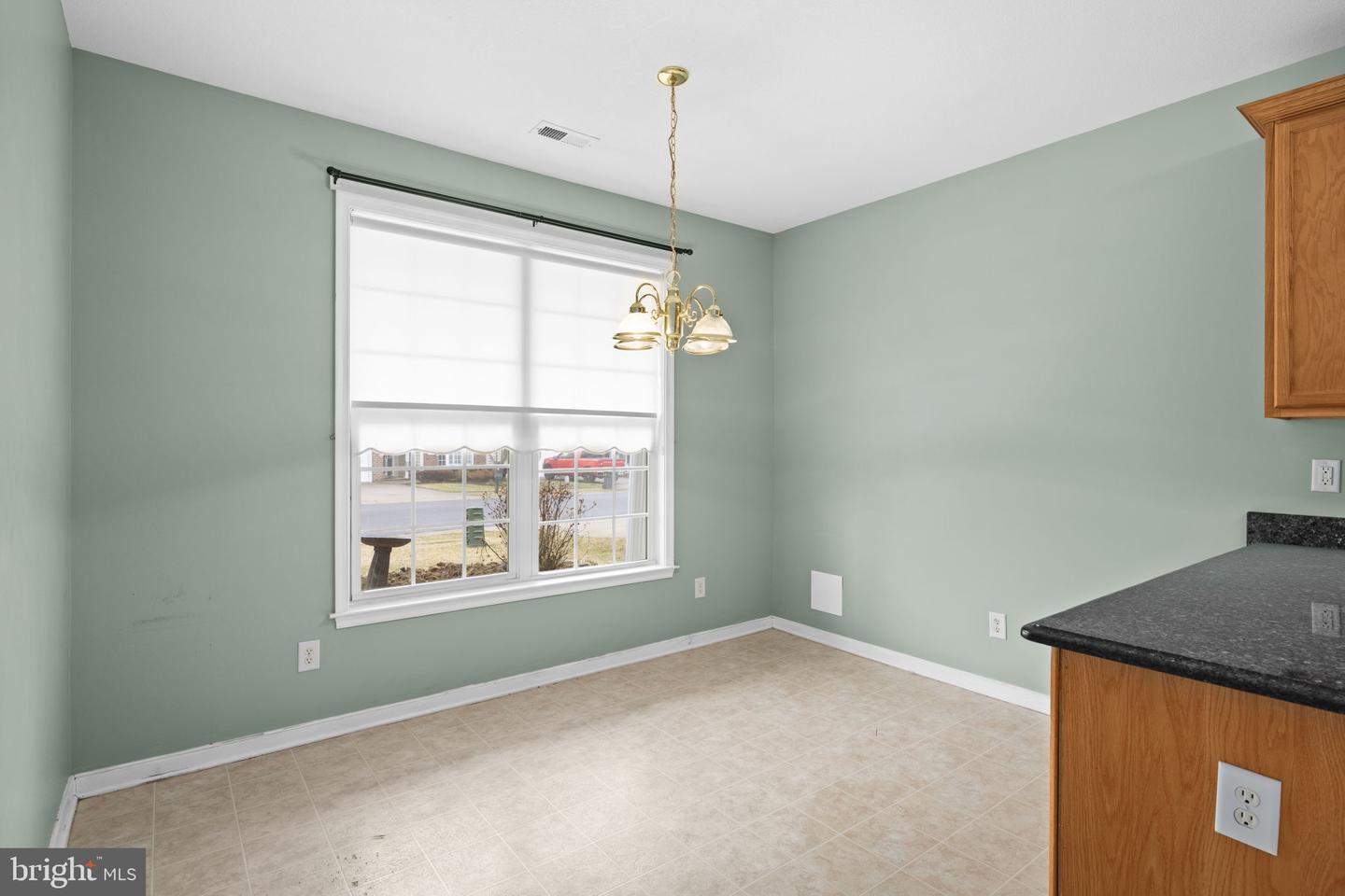 6611 TWIN CEDARS CT, FREDERICKSBURG, Virginia 22407, 3 Bedrooms Bedrooms, ,2 BathroomsBathrooms,Residential,For sale,6611 TWIN CEDARS CT,VASP2039322 MLS # VASP2039322