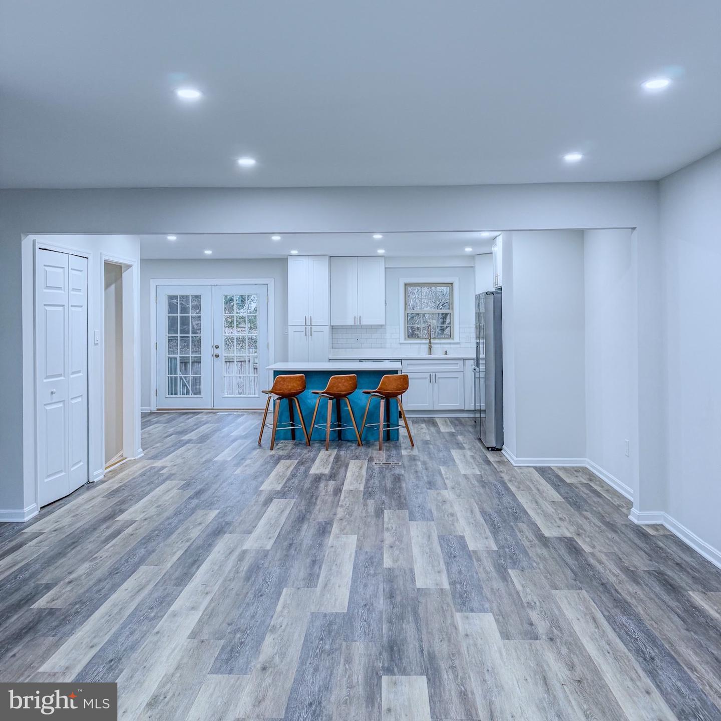 10321 HAMPSHIRE GREEN AVE, FAIRFAX, Virginia 22032, 3 Bedrooms Bedrooms, ,3 BathroomsBathrooms,Residential,For sale,10321 HAMPSHIRE GREEN AVE,VAFX2291516 MLS # VAFX2291516