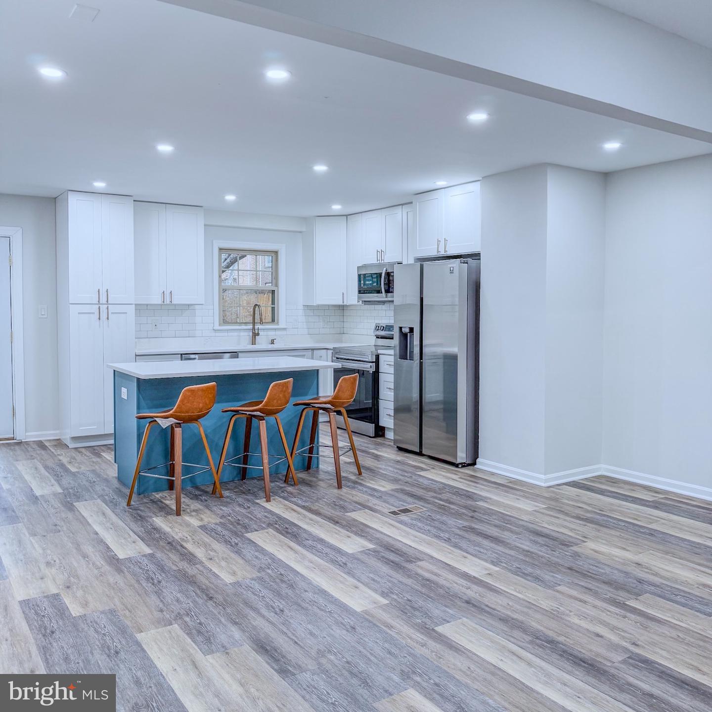 10321 HAMPSHIRE GREEN AVE, FAIRFAX, Virginia 22032, 3 Bedrooms Bedrooms, ,3 BathroomsBathrooms,Residential,For sale,10321 HAMPSHIRE GREEN AVE,VAFX2291516 MLS # VAFX2291516