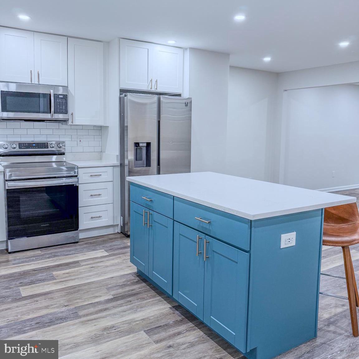 10321 HAMPSHIRE GREEN AVE, FAIRFAX, Virginia 22032, 3 Bedrooms Bedrooms, ,3 BathroomsBathrooms,Residential,For sale,10321 HAMPSHIRE GREEN AVE,VAFX2291516 MLS # VAFX2291516