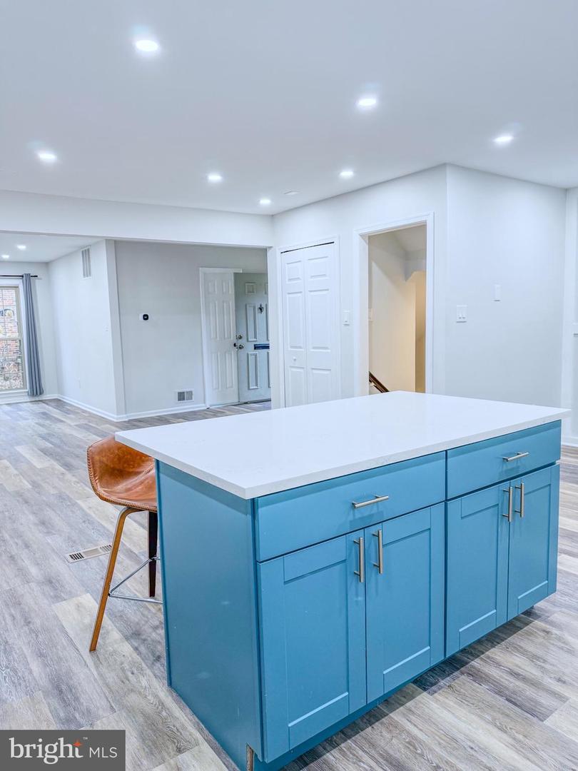 10321 HAMPSHIRE GREEN AVE, FAIRFAX, Virginia 22032, 3 Bedrooms Bedrooms, ,3 BathroomsBathrooms,Residential,For sale,10321 HAMPSHIRE GREEN AVE,VAFX2291516 MLS # VAFX2291516