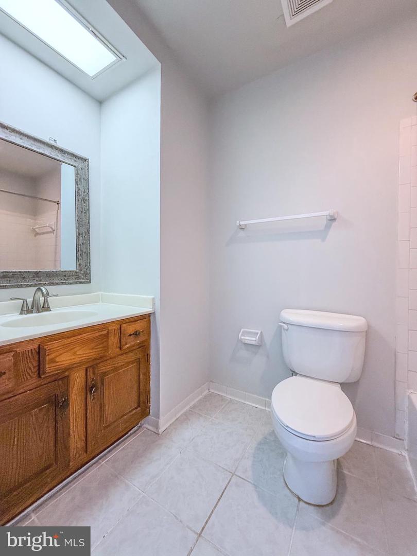 10321 HAMPSHIRE GREEN AVE, FAIRFAX, Virginia 22032, 3 Bedrooms Bedrooms, ,3 BathroomsBathrooms,Residential,For sale,10321 HAMPSHIRE GREEN AVE,VAFX2291516 MLS # VAFX2291516