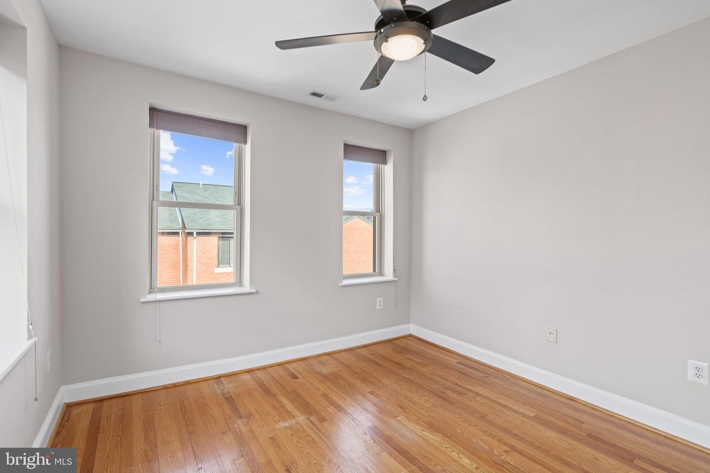 1427 CHAPIN ST NW #306, WASHINGTON, District Of Columbia 20009, 2 Bedrooms Bedrooms, ,1 BathroomBathrooms,Residential,For sale,1427 CHAPIN ST NW #306,DCDC2246816 MLS # DCDC2246816 1427 CHAPIN ST NW #306, WASHINGTON, District Of Columbia 20009, 2 Bedrooms Bedrooms, ,1 BathroomBathrooms,Residential,For sale,1427 CHAPIN ST NW #306,DCDC2246816 MLS # DCDC2246816