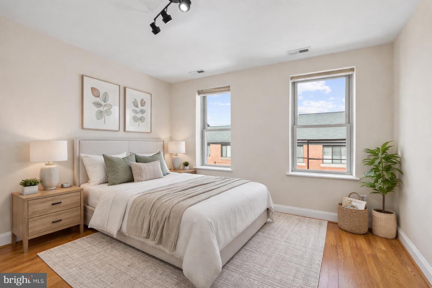 1427 CHAPIN ST NW #306, WASHINGTON, District Of Columbia 20009, 2 Bedrooms Bedrooms, ,1 BathroomBathrooms,Residential,For sale,1427 CHAPIN ST NW #306,DCDC2246816 MLS # DCDC2246816 1427 CHAPIN ST NW #306, WASHINGTON, District Of Columbia 20009, 2 Bedrooms Bedrooms, ,1 BathroomBathrooms,Residential,For sale,1427 CHAPIN ST NW #306,DCDC2246816 MLS # DCDC2246816