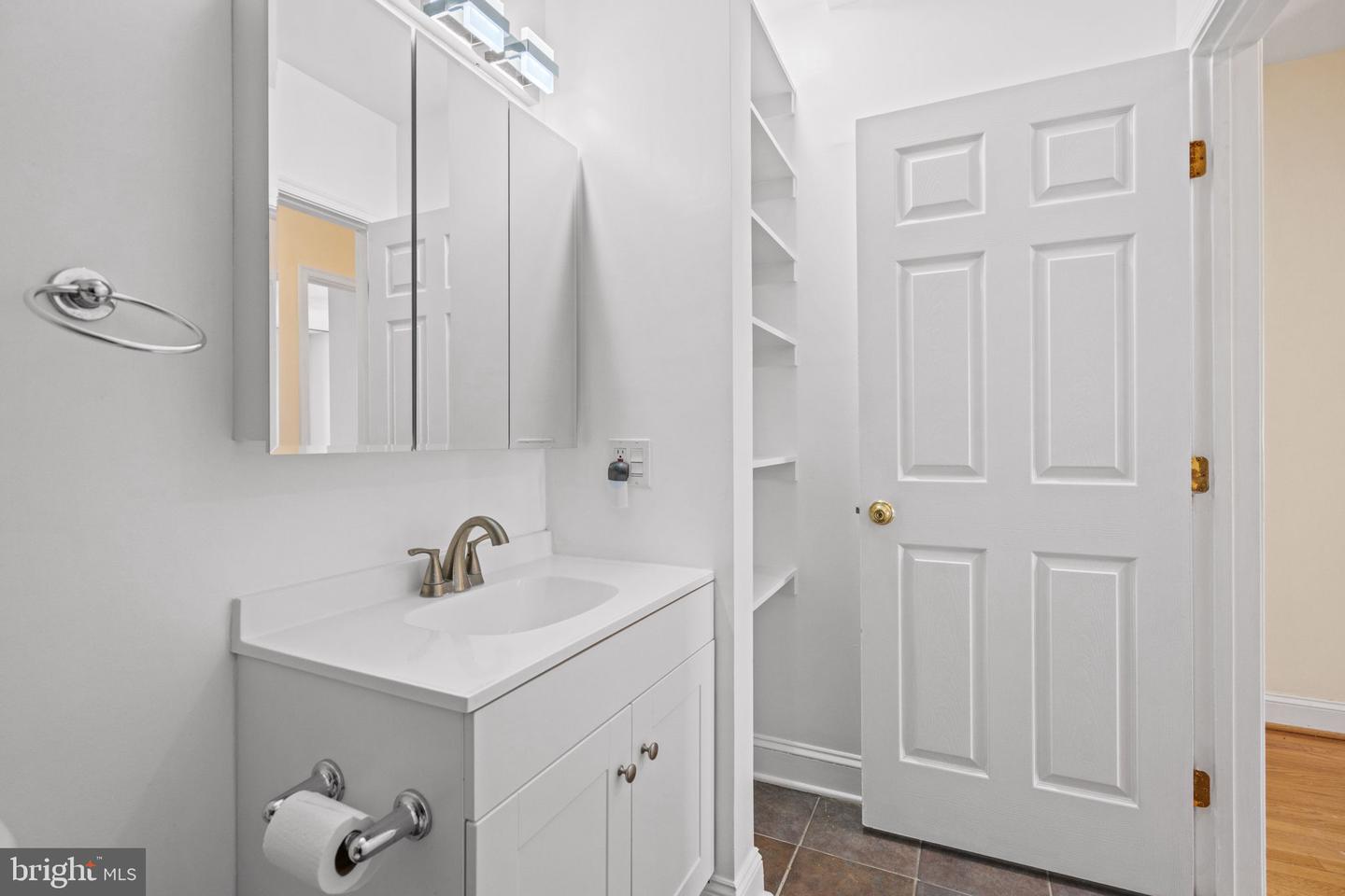 1427 CHAPIN ST NW #306, WASHINGTON, District Of Columbia 20009, 2 Bedrooms Bedrooms, ,1 BathroomBathrooms,Residential,For sale,1427 CHAPIN ST NW #306,DCDC2246816 MLS # DCDC2246816 1427 CHAPIN ST NW #306, WASHINGTON, District Of Columbia 20009, 2 Bedrooms Bedrooms, ,1 BathroomBathrooms,Residential,For sale,1427 CHAPIN ST NW #306,DCDC2246816 MLS # DCDC2246816