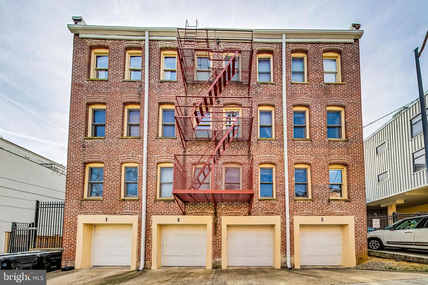 1427 CHAPIN ST NW #306, WASHINGTON, District Of Columbia 20009, 2 Bedrooms Bedrooms, ,1 BathroomBathrooms,Residential,For sale,1427 CHAPIN ST NW #306,DCDC2246816 MLS # DCDC2246816