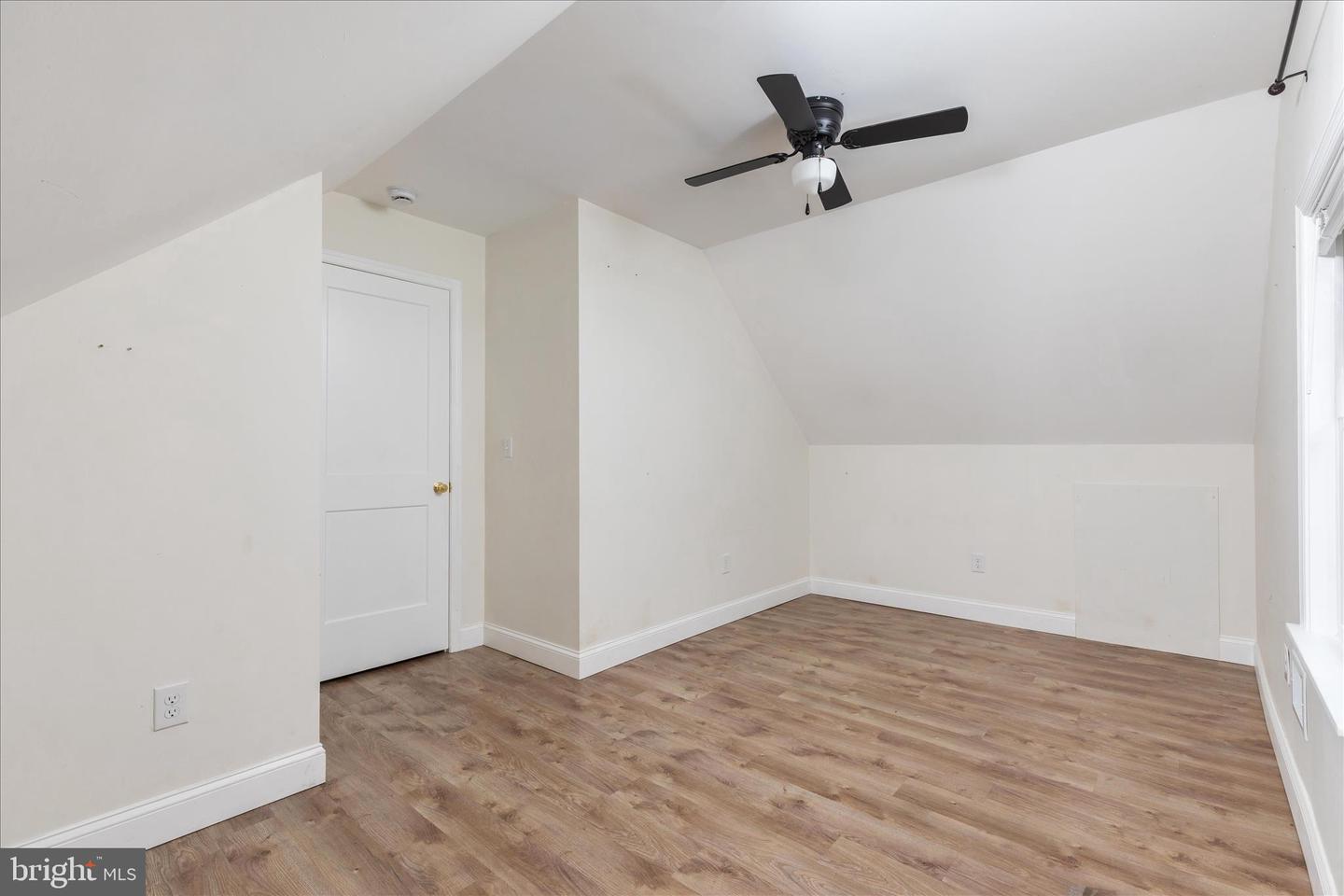 5655 STRASBURG RD, STRASBURG, Virginia 22657, 3 Bedrooms Bedrooms, ,2 BathroomsBathrooms,Residential,For sale,5655 STRASBURG RD,VAWR2013464 MLS # VAWR2013464