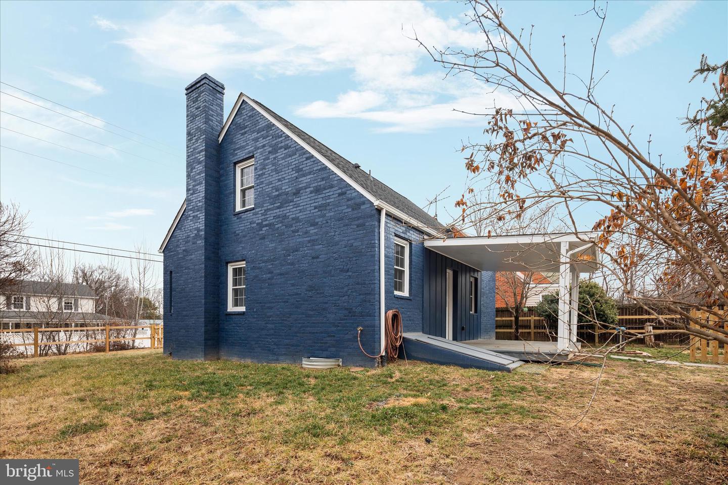 5655 STRASBURG RD, STRASBURG, Virginia 22657, 3 Bedrooms Bedrooms, ,2 BathroomsBathrooms,Residential,For sale,5655 STRASBURG RD,VAWR2013464 MLS # VAWR2013464