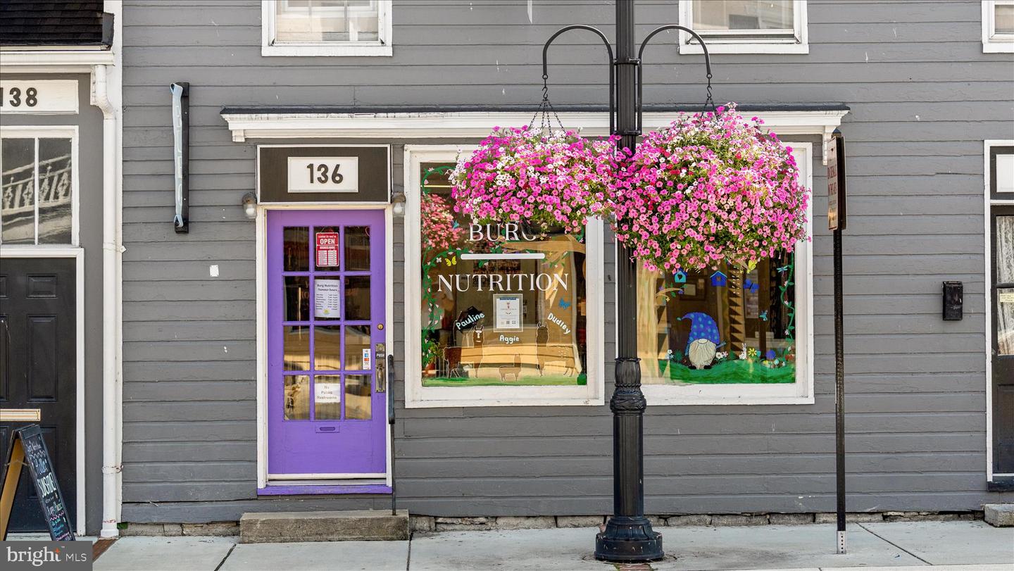 5655 STRASBURG RD, STRASBURG, Virginia 22657, 3 Bedrooms Bedrooms, ,2 BathroomsBathrooms,Residential,For sale,5655 STRASBURG RD,VAWR2013464 MLS # VAWR2013464