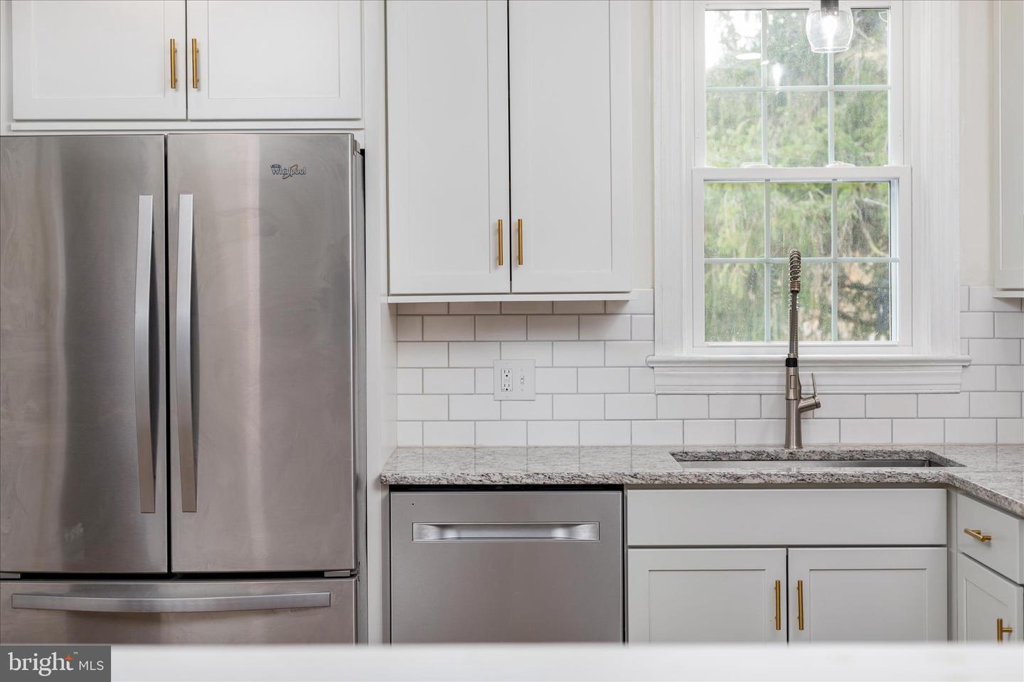 5655 STRASBURG RD, STRASBURG, Virginia 22657, 3 Bedrooms Bedrooms, ,2 BathroomsBathrooms,Residential,For sale,5655 STRASBURG RD,VAWR2013464 MLS # VAWR2013464