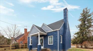 5655 STRASBURG RD, STRASBURG, Virginia 22657, 3 Bedrooms Bedrooms, ,2 BathroomsBathrooms,Residential,For sale,5655 STRASBURG RD,VAWR2013464 MLS # VAWR2013464