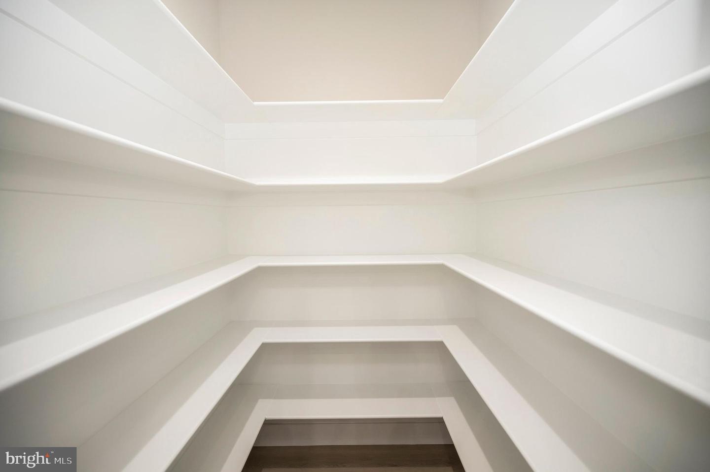 3905 HATTERAS CT, BUMPASS, Virginia 23024, 4 Bedrooms Bedrooms, ,4 BathroomsBathrooms,Residential,For sale,3905 HATTERAS CT,VASP2039442 MLS # VASP2039442