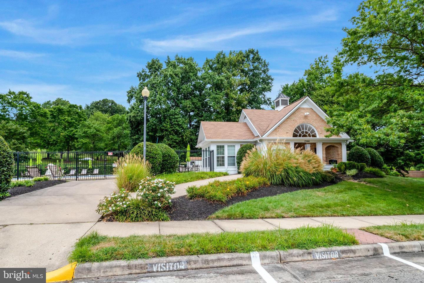 6111 WIGMORE LN #F, ALEXANDRIA, Virginia 22315, 2 Bedrooms Bedrooms, ,2 BathroomsBathrooms,Residential,For sale,6111 WIGMORE LN #F,VAFX2292662 MLS # VAFX2292662