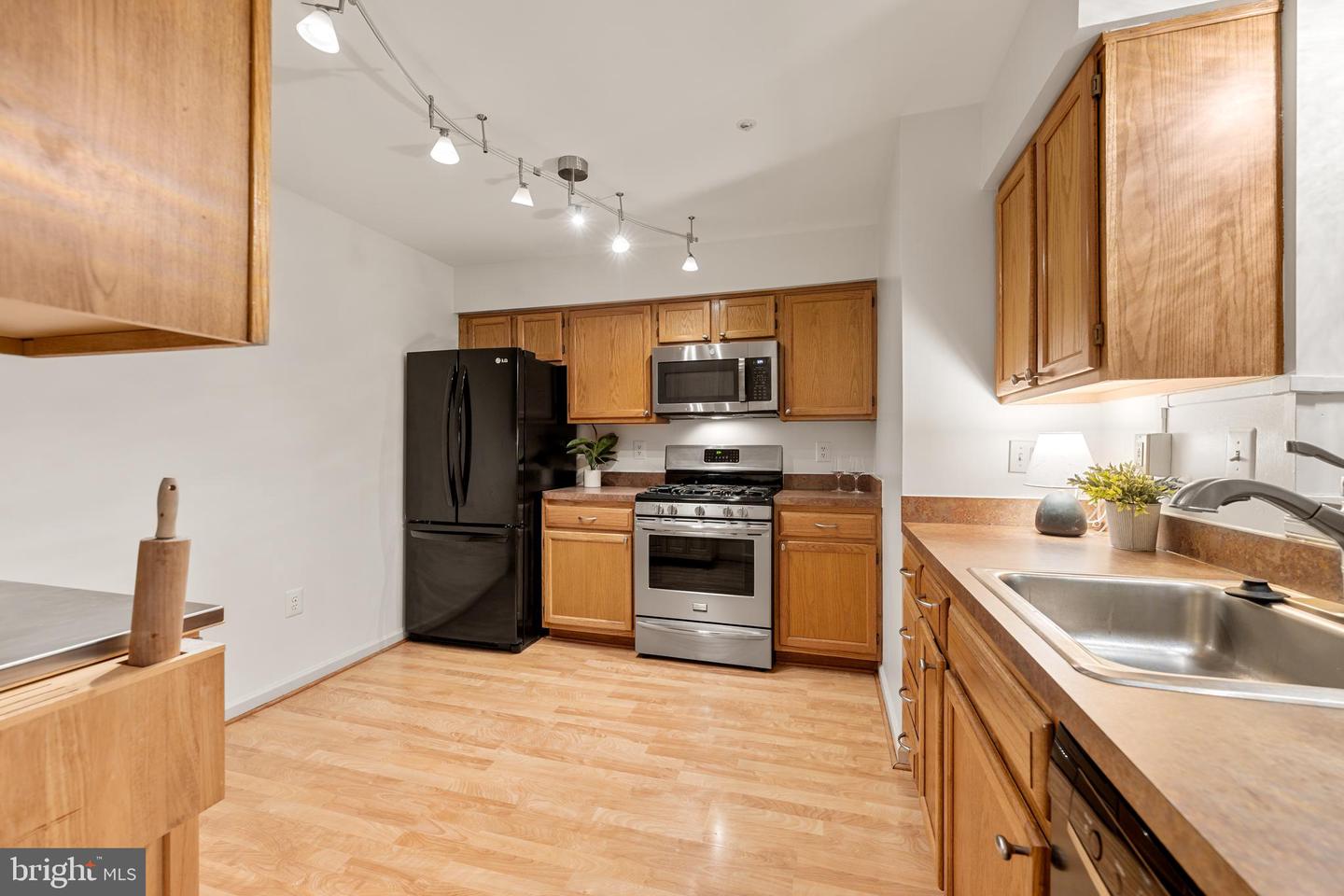 6111 WIGMORE LN #F, ALEXANDRIA, Virginia 22315, 2 Bedrooms Bedrooms, ,2 BathroomsBathrooms,Residential,For sale,6111 WIGMORE LN #F,VAFX2292662 MLS # VAFX2292662