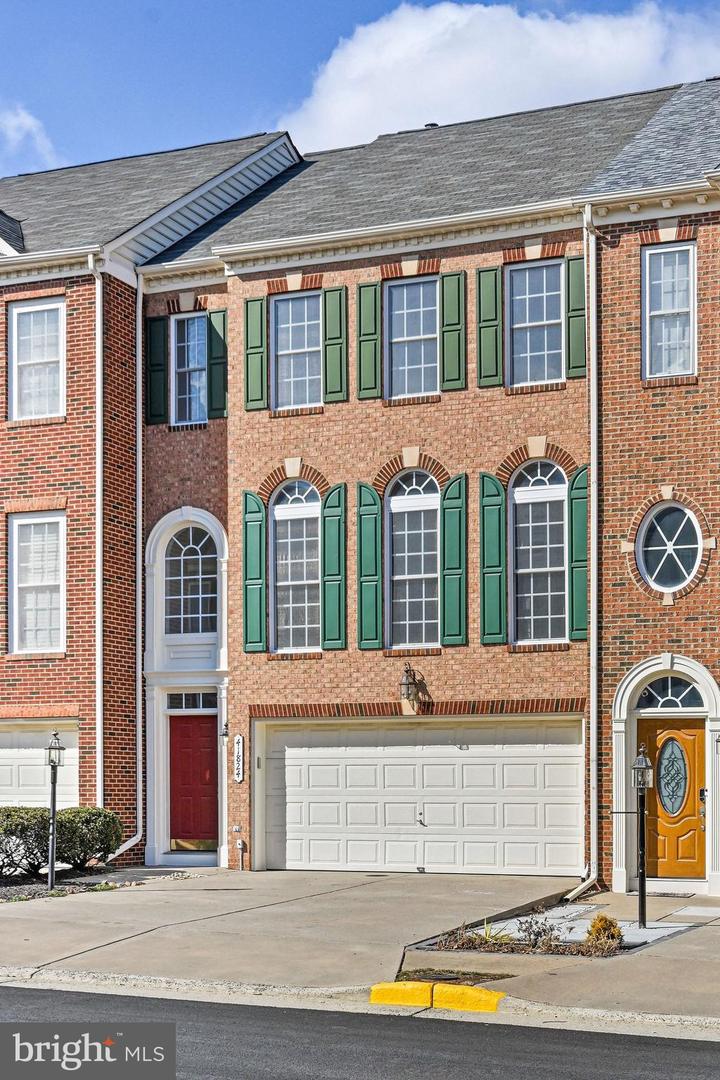 41824 ELOQUENCE TER, ALDIE, Virginia 20105, 3 Bedrooms Bedrooms, 7 Rooms Rooms,2 BathroomsBathrooms,Residential,For sale,41824 ELOQUENCE TER,VALO2116674 MLS # VALO2116674