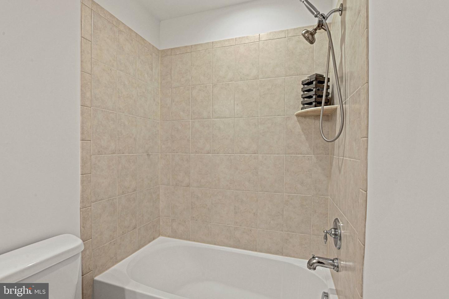 41824 ELOQUENCE TER, ALDIE, Virginia 20105, 3 Bedrooms Bedrooms, 7 Rooms Rooms,2 BathroomsBathrooms,Residential,For sale,41824 ELOQUENCE TER,VALO2116674 MLS # VALO2116674