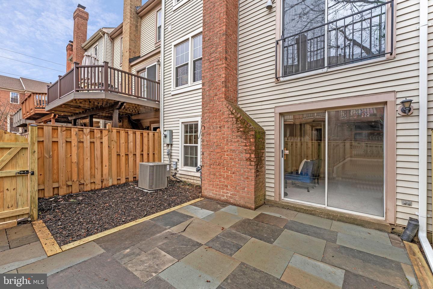 4007 MURDSTONE CT, FAIRFAX, Virginia 22033, 3 Bedrooms Bedrooms, ,2 BathroomsBathrooms,Residential,For sale,4007 MURDSTONE CT,VAFX2292672 MLS # VAFX2292672