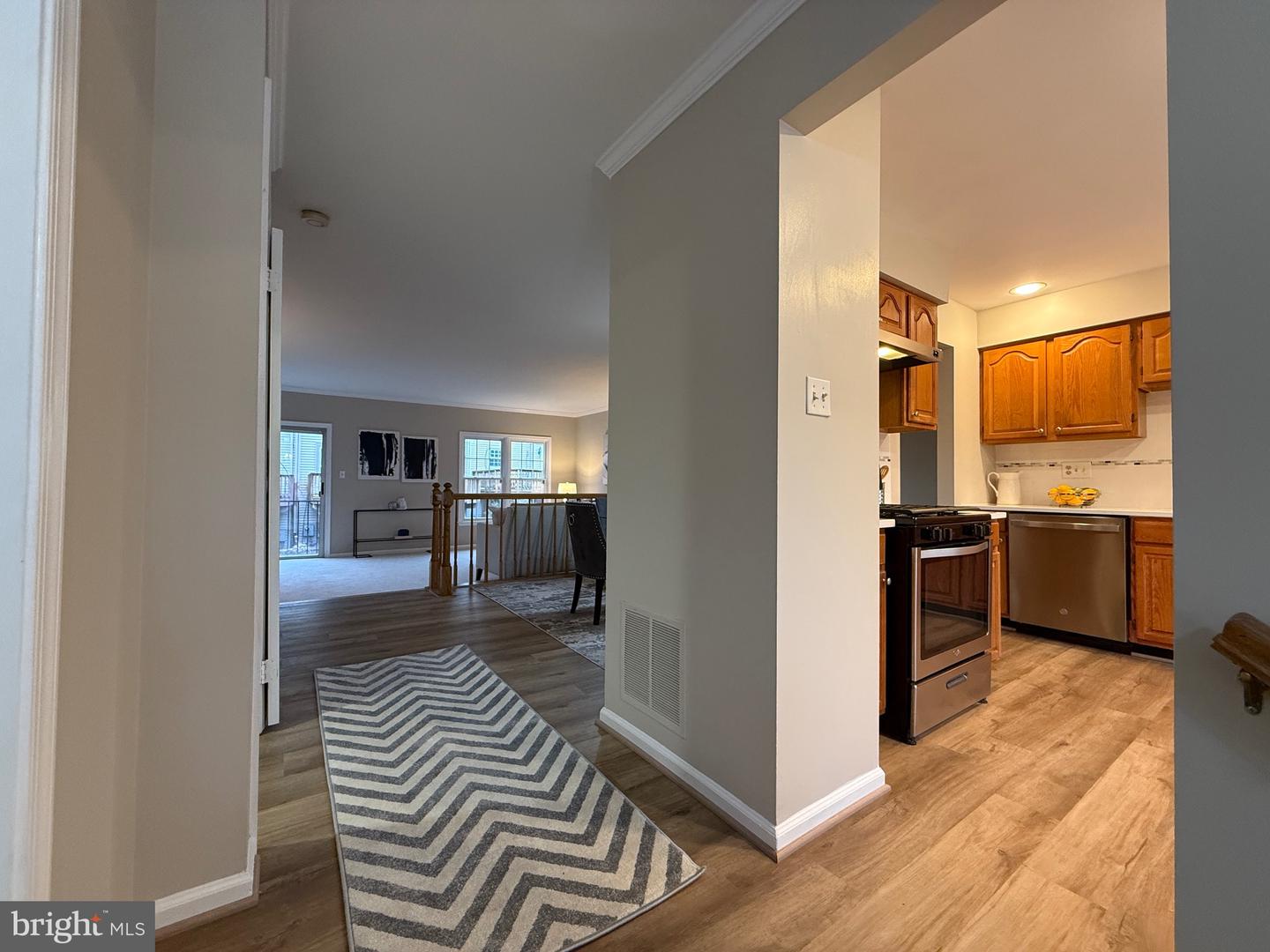 4007 MURDSTONE CT, FAIRFAX, Virginia 22033, 3 Bedrooms Bedrooms, ,2 BathroomsBathrooms,Residential,For sale,4007 MURDSTONE CT,VAFX2292672 MLS # VAFX2292672