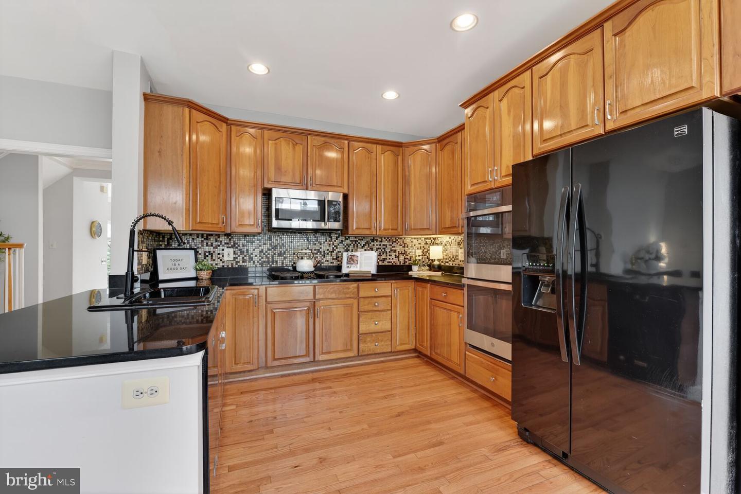 1807 VANCE PL, VIENNA, Virginia 22182, 4 Bedrooms Bedrooms, ,3 BathroomsBathrooms,Residential,For sale,1807 VANCE PL,VAFX2292678 MLS # VAFX2292678