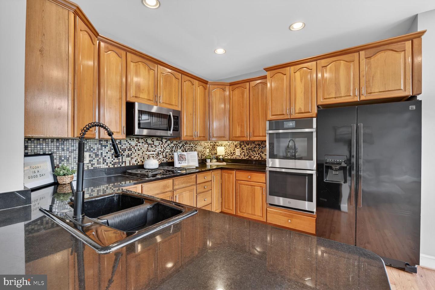 1807 VANCE PL, VIENNA, Virginia 22182, 4 Bedrooms Bedrooms, ,3 BathroomsBathrooms,Residential,For sale,1807 VANCE PL,VAFX2292678 MLS # VAFX2292678