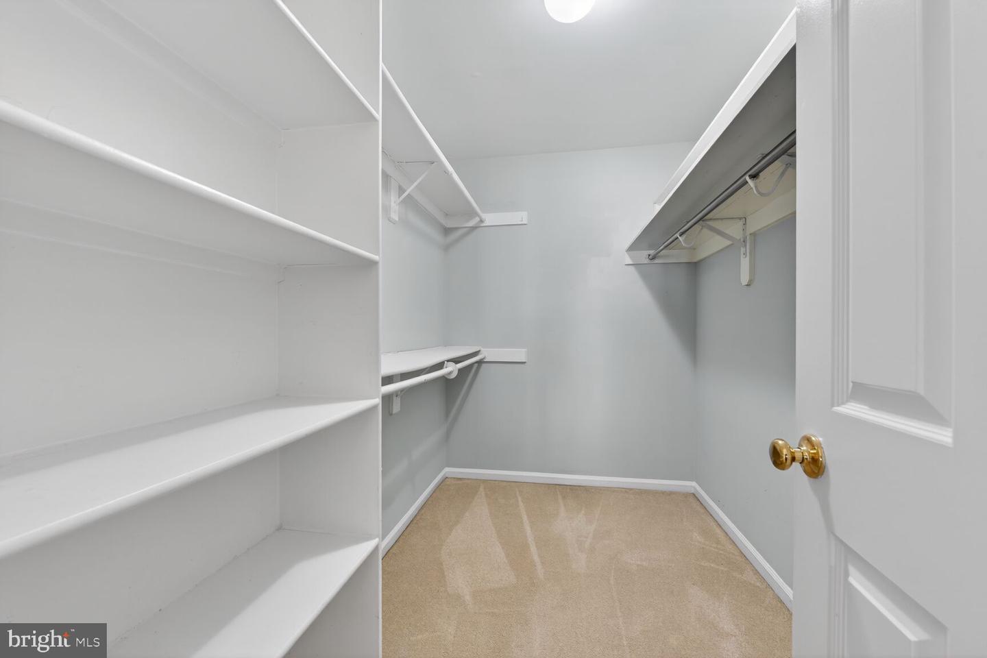 1807 VANCE PL, VIENNA, Virginia 22182, 4 Bedrooms Bedrooms, ,3 BathroomsBathrooms,Residential,For sale,1807 VANCE PL,VAFX2292678 MLS # VAFX2292678