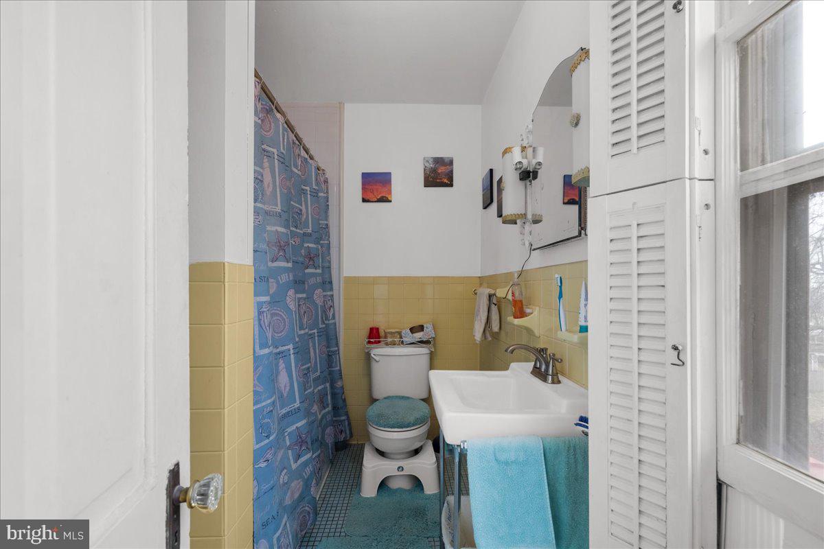 40 CAVE ST, LURAY, Virginia 22835, 4 Bedrooms Bedrooms, ,2 BathroomsBathrooms,Residential,For sale,40 CAVE ST,VAPA2006090 MLS # VAPA2006090