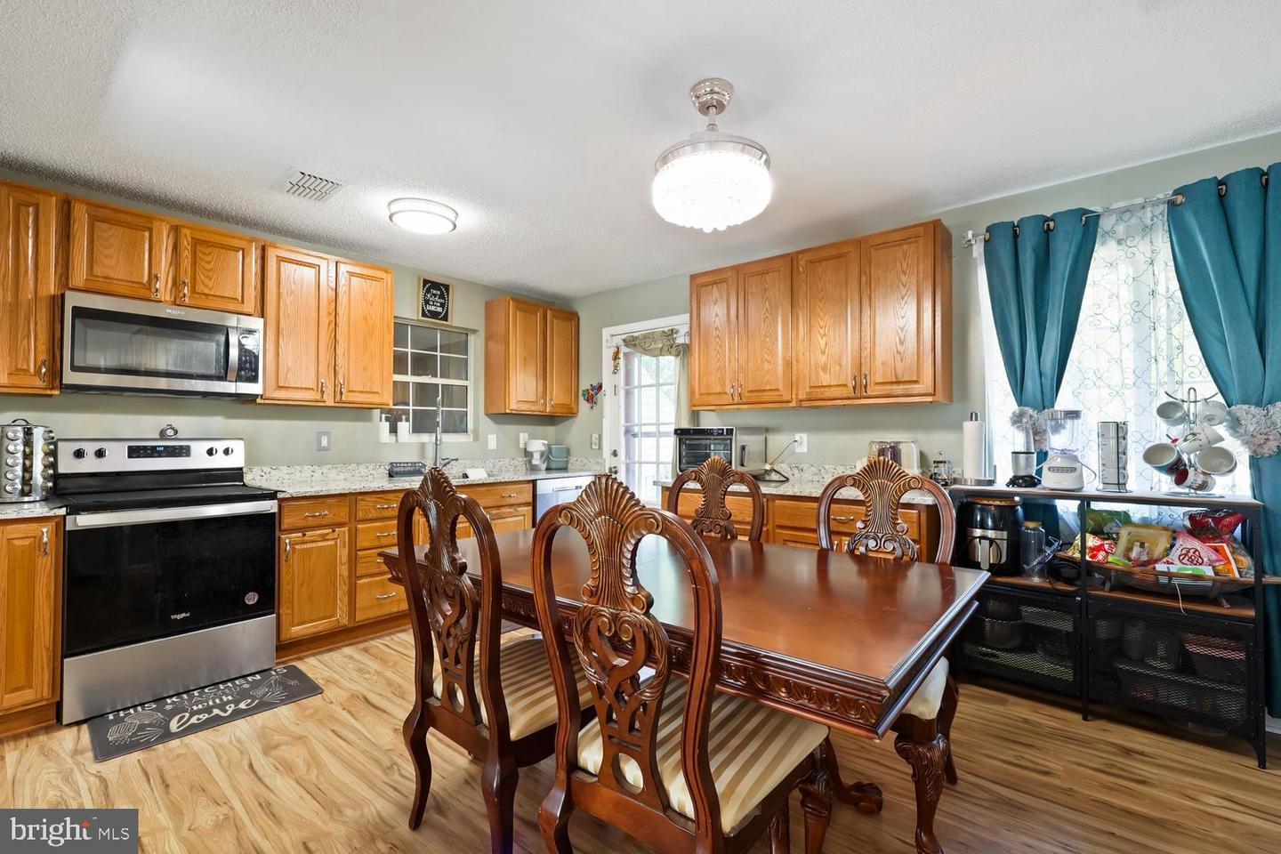 9463 ROGUES RD, MIDLAND, Virginia 22728, 3 Bedrooms Bedrooms, ,2 BathroomsBathrooms,Residential,For sale,9463 ROGUES RD,VAFQ2020704 MLS # VAFQ2020704