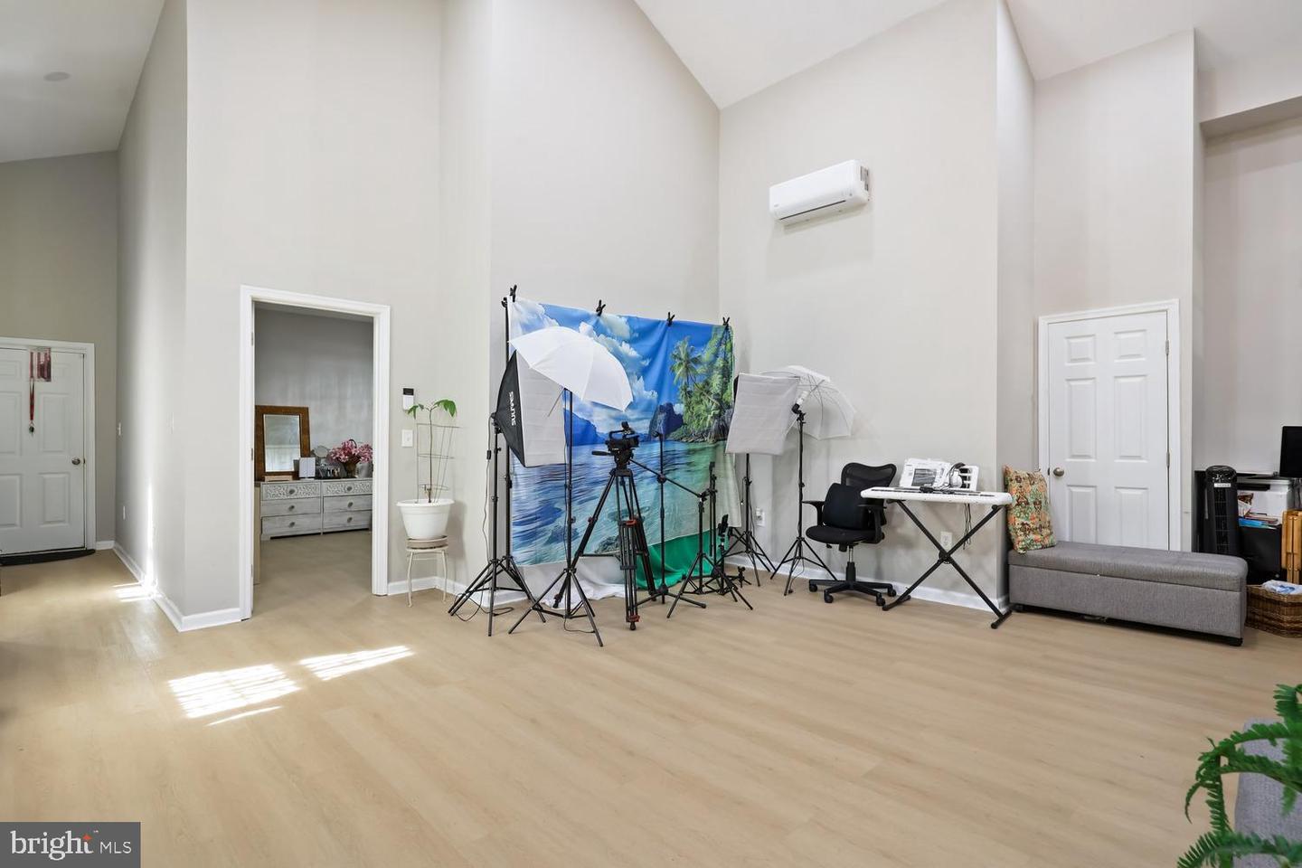 9463 ROGUES RD, MIDLAND, Virginia 22728, 3 Bedrooms Bedrooms, ,2 BathroomsBathrooms,Residential,For sale,9463 ROGUES RD,VAFQ2020704 MLS # VAFQ2020704