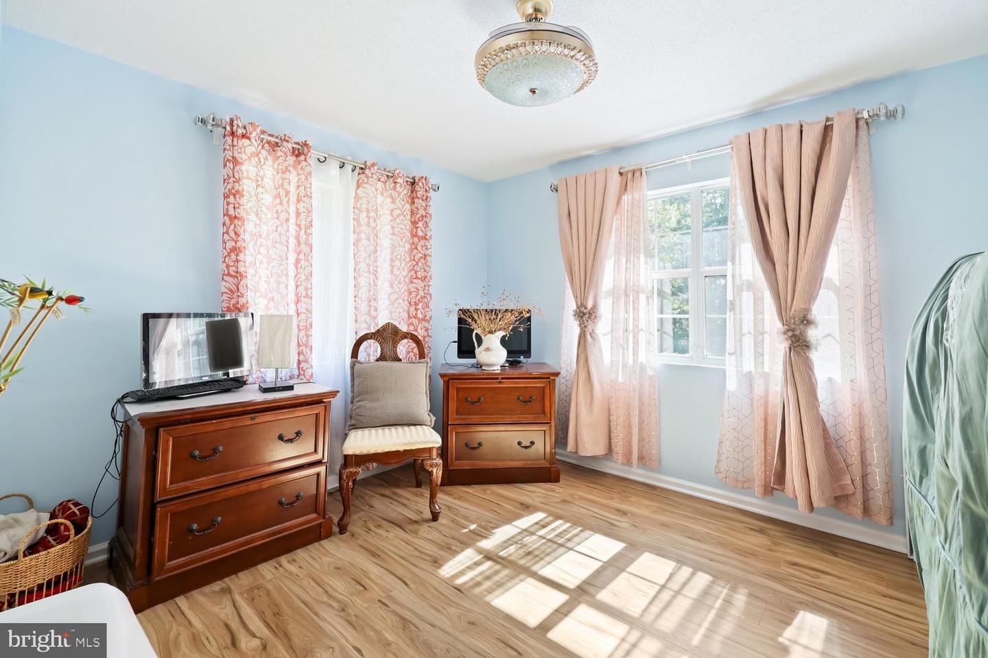 9463 ROGUES RD, MIDLAND, Virginia 22728, 3 Bedrooms Bedrooms, ,2 BathroomsBathrooms,Residential,For sale,9463 ROGUES RD,VAFQ2020704 MLS # VAFQ2020704