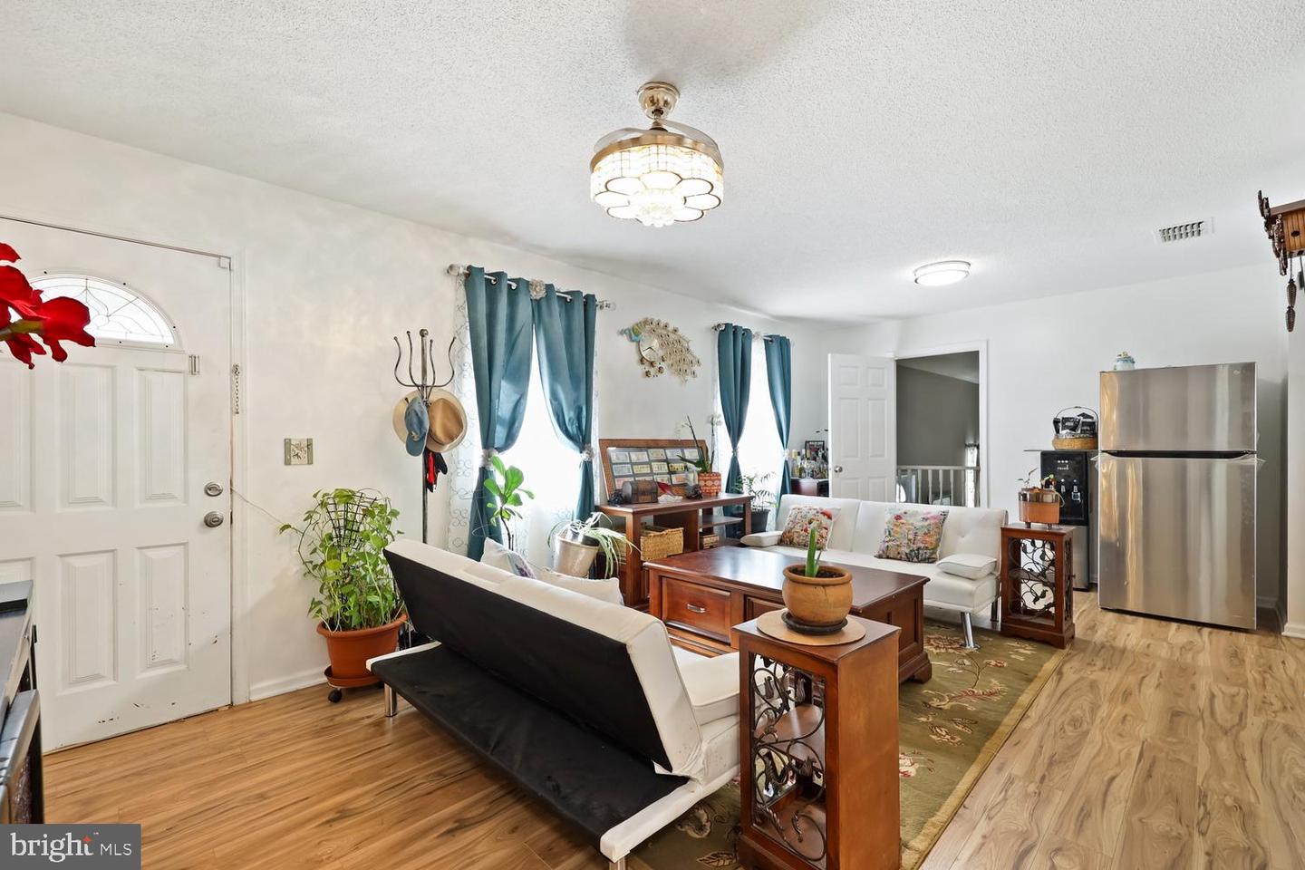 9463 ROGUES RD, MIDLAND, Virginia 22728, 3 Bedrooms Bedrooms, ,2 BathroomsBathrooms,Residential,For sale,9463 ROGUES RD,VAFQ2020704 MLS # VAFQ2020704