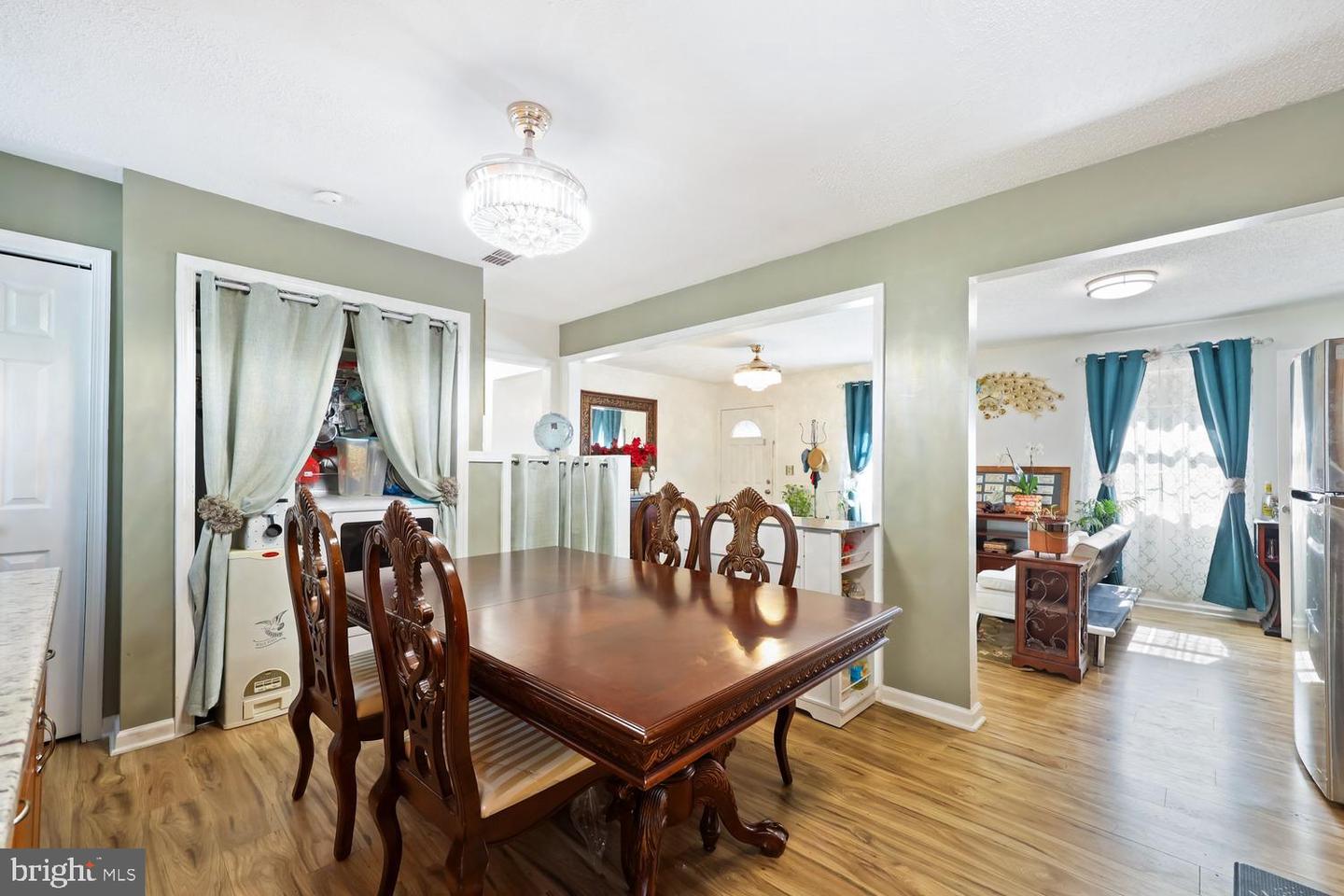 9463 ROGUES RD, MIDLAND, Virginia 22728, 3 Bedrooms Bedrooms, ,2 BathroomsBathrooms,Residential,For sale,9463 ROGUES RD,VAFQ2020704 MLS # VAFQ2020704