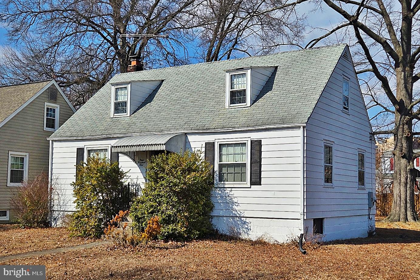 901 17TH ST S, ARLINGTON, Virginia 22202, 3 Bedrooms Bedrooms, ,1 BathroomBathrooms,Residential,For sale,901 17TH ST S,VAAR2069312 MLS # VAAR2069312