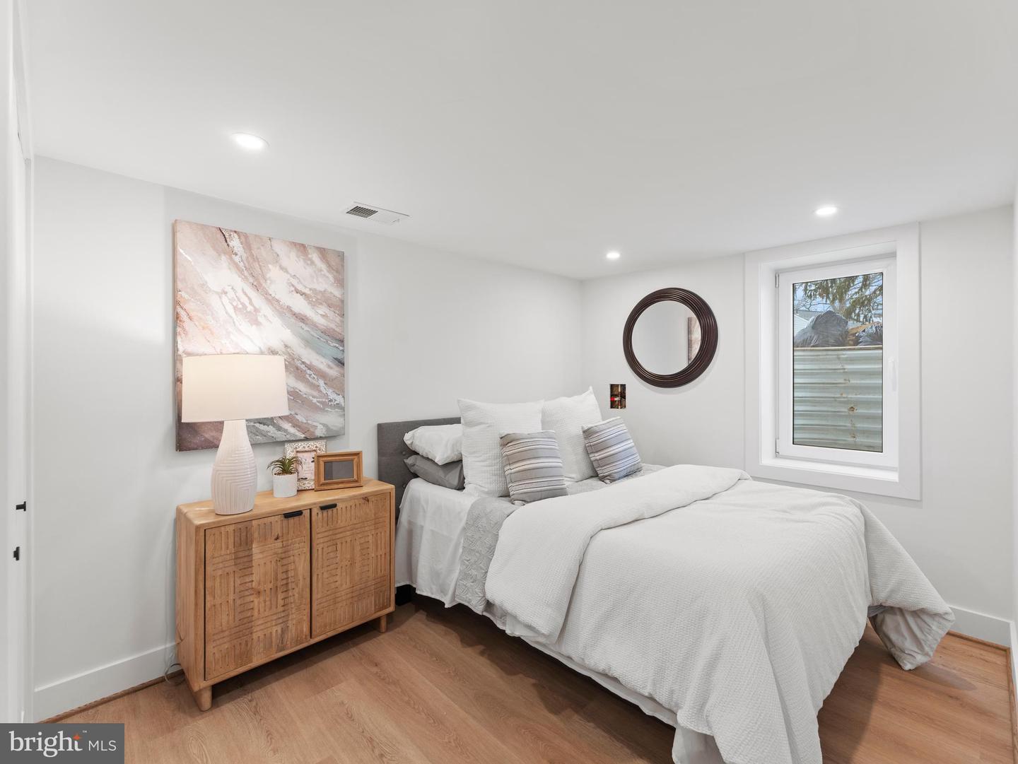 5021 24TH ST S, ARLINGTON, Virginia 22206, 5 Bedrooms Bedrooms, ,3 BathroomsBathrooms,Residential,For sale,5021 24TH ST S,VAAR2069230 MLS # VAAR2069230