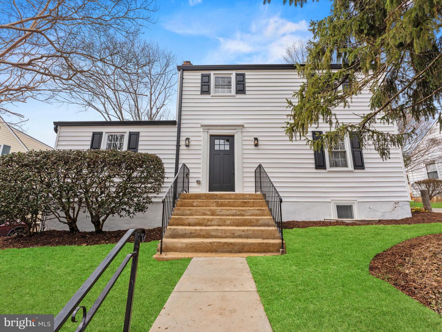 5021 24TH ST S, ARLINGTON, Virginia 22206, 5 Bedrooms Bedrooms, ,3 BathroomsBathrooms,Residential,For sale,5021 24TH ST S,VAAR2069230 MLS # VAAR2069230